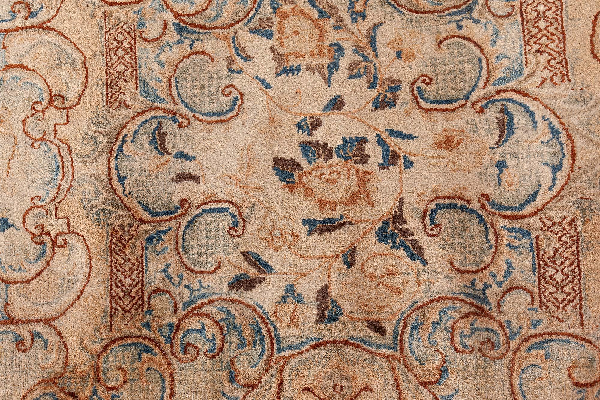 Perse Tapis persan Kirman ancien fait à la main Doris Leslie Blau en vente
