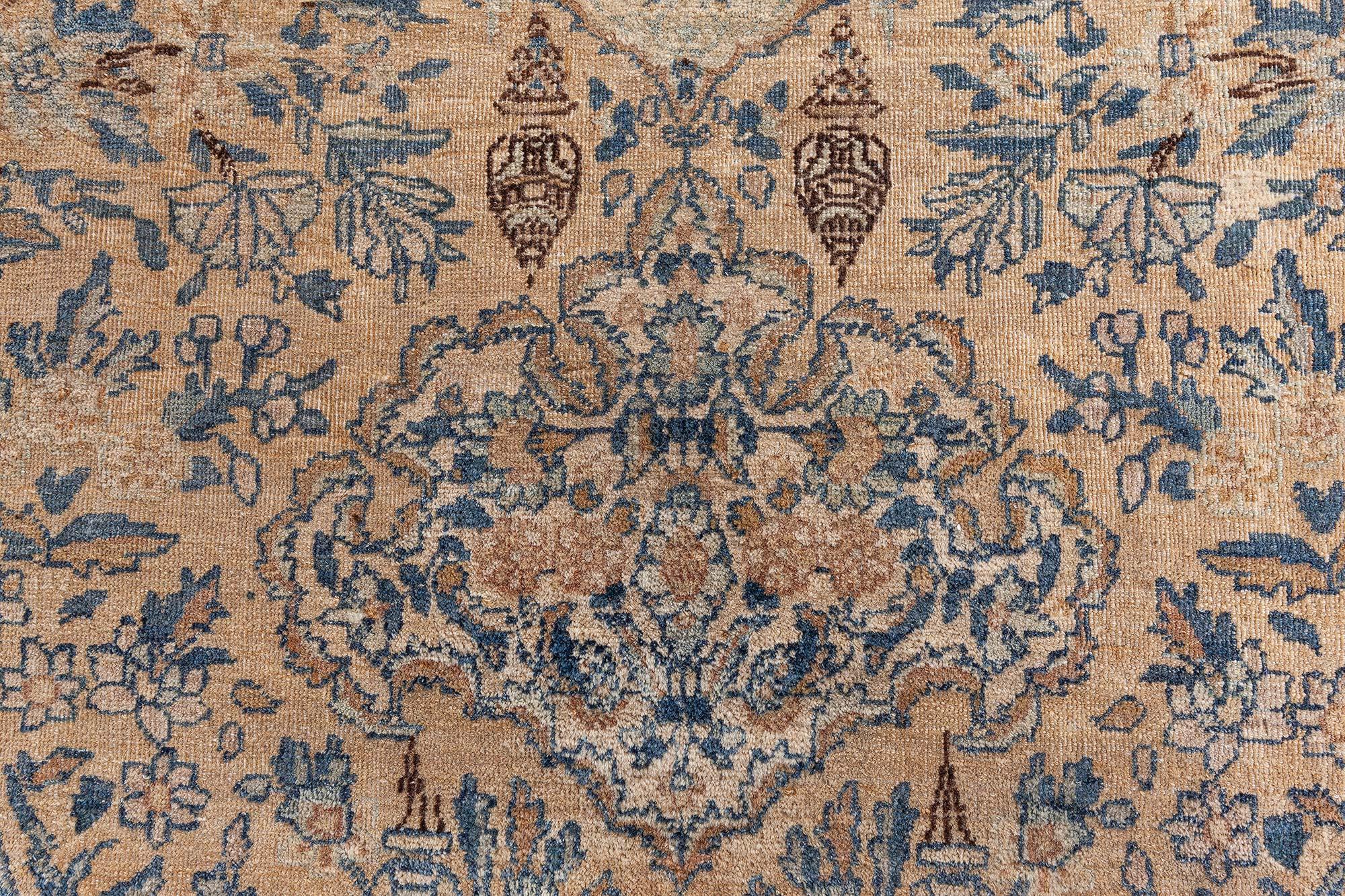 Perse Tapis persan Kirman ancien fait à la main Doris Leslie Blau en vente