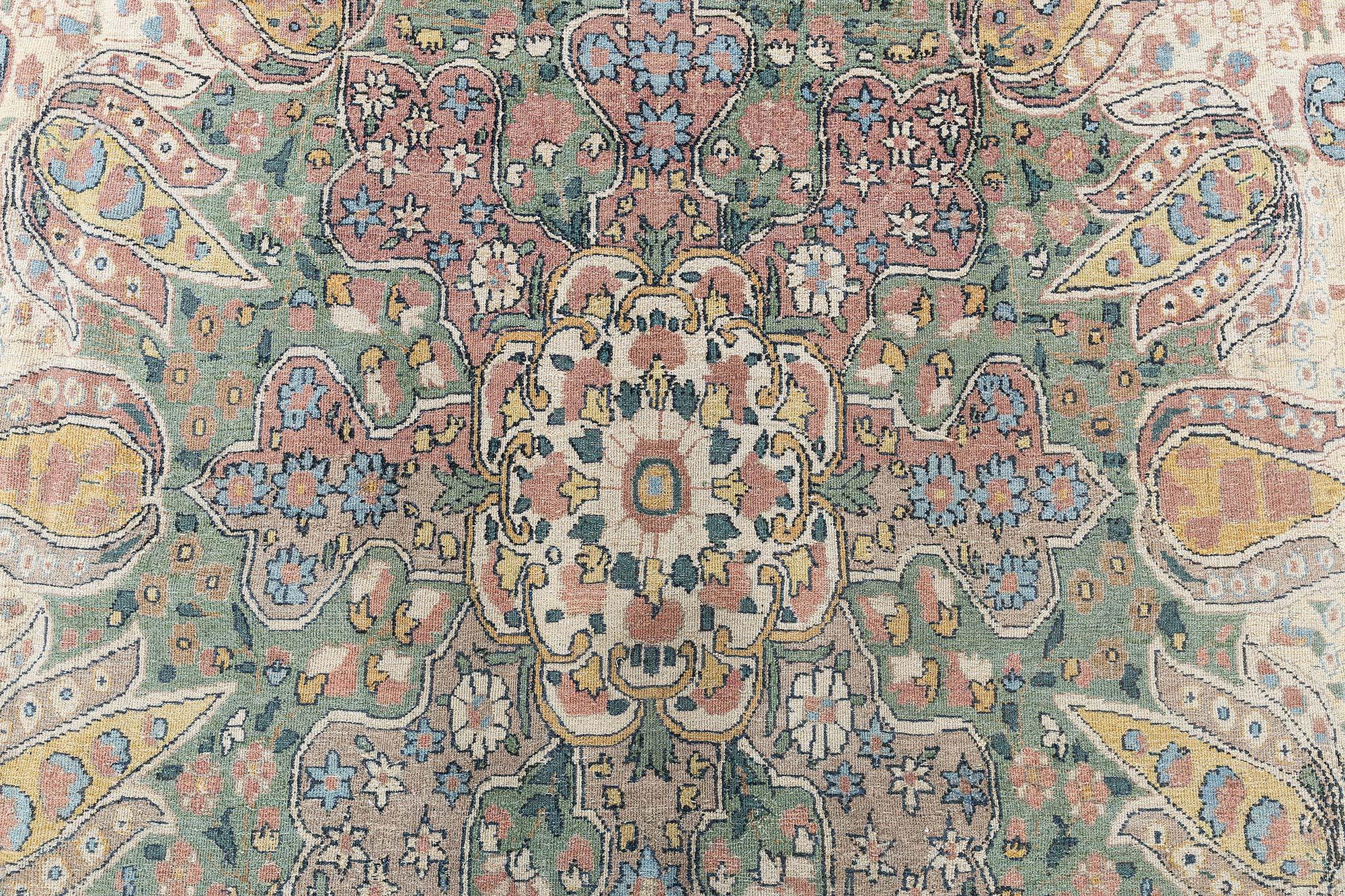 Perse Tapis persan Kirman ancien fait à la main Doris Leslie Blau en vente