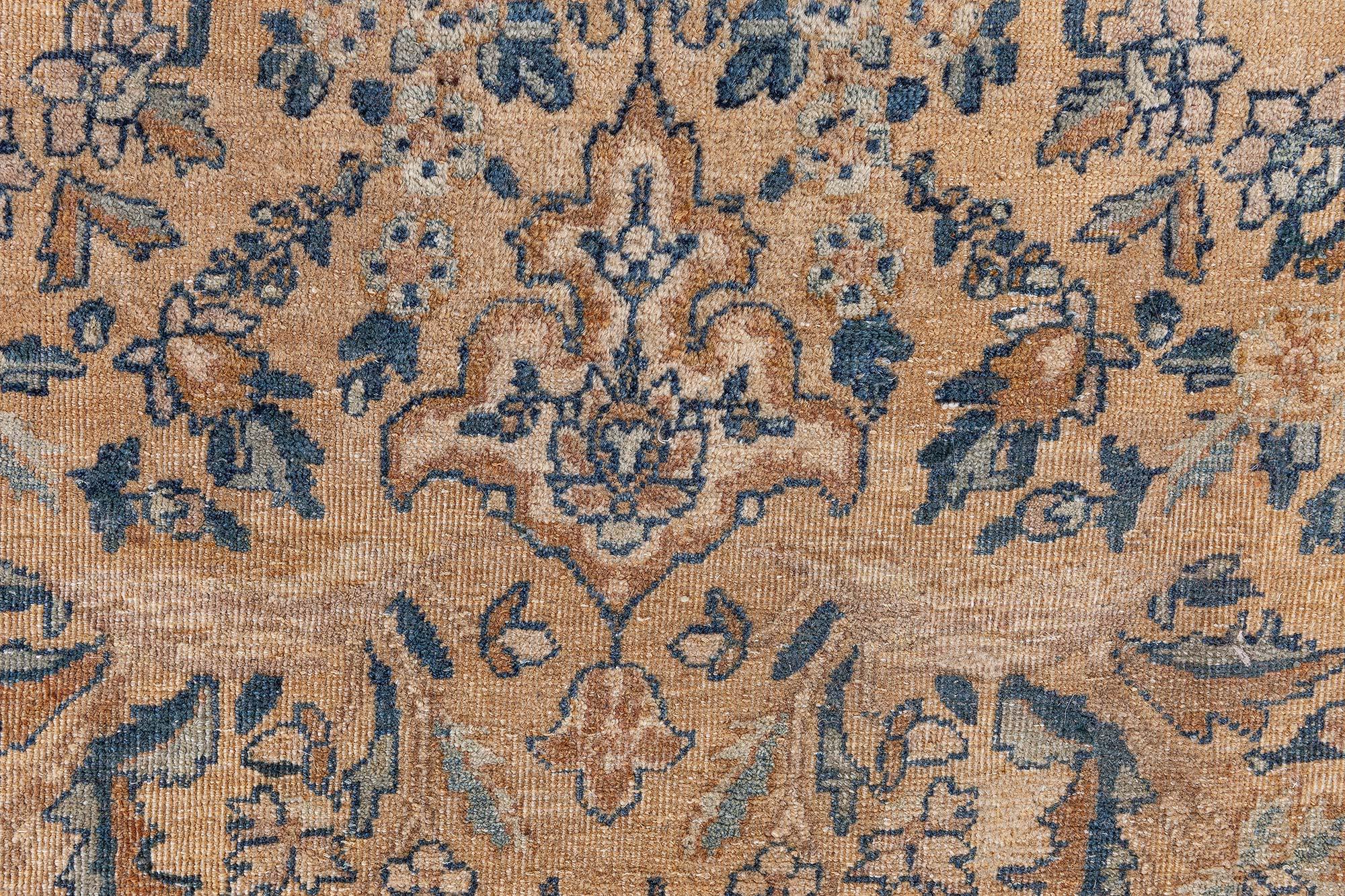 Tapis persan Kirman ancien fait à la main Doris Leslie Blau Bon état - En vente à New York, NY