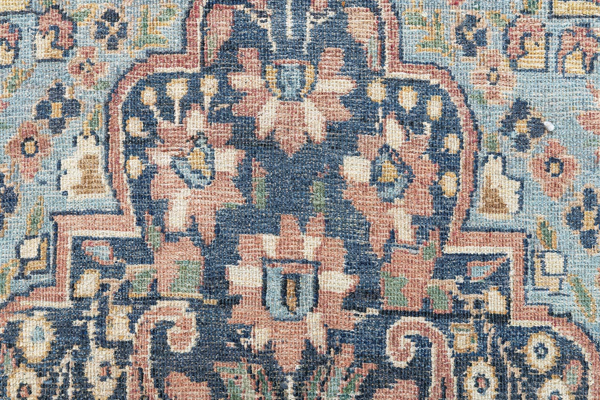 Laine Tapis persan Kirman ancien fait à la main Doris Leslie Blau en vente