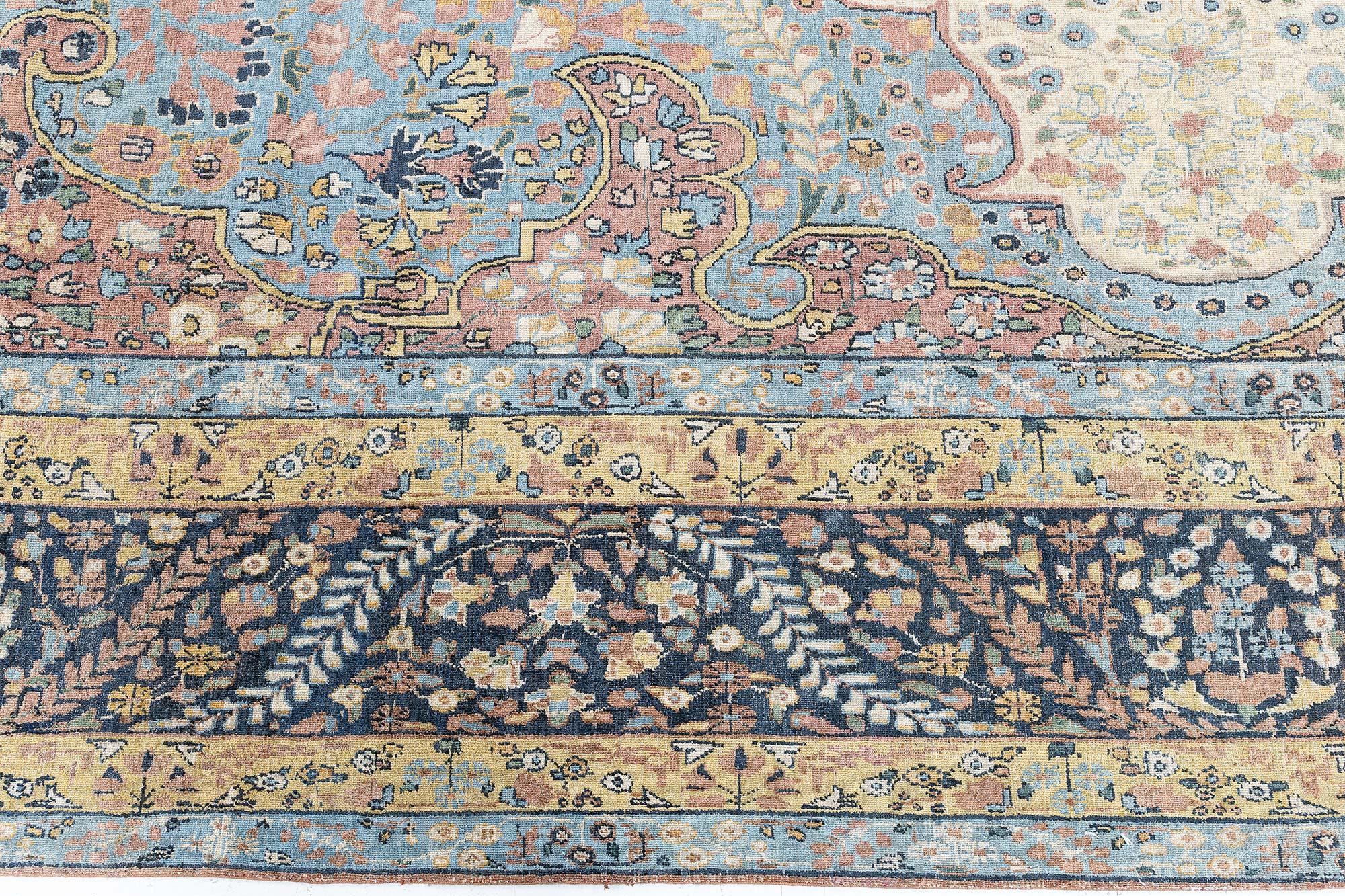 Tapis persan Kirman ancien fait à la main Doris Leslie Blau en vente 2
