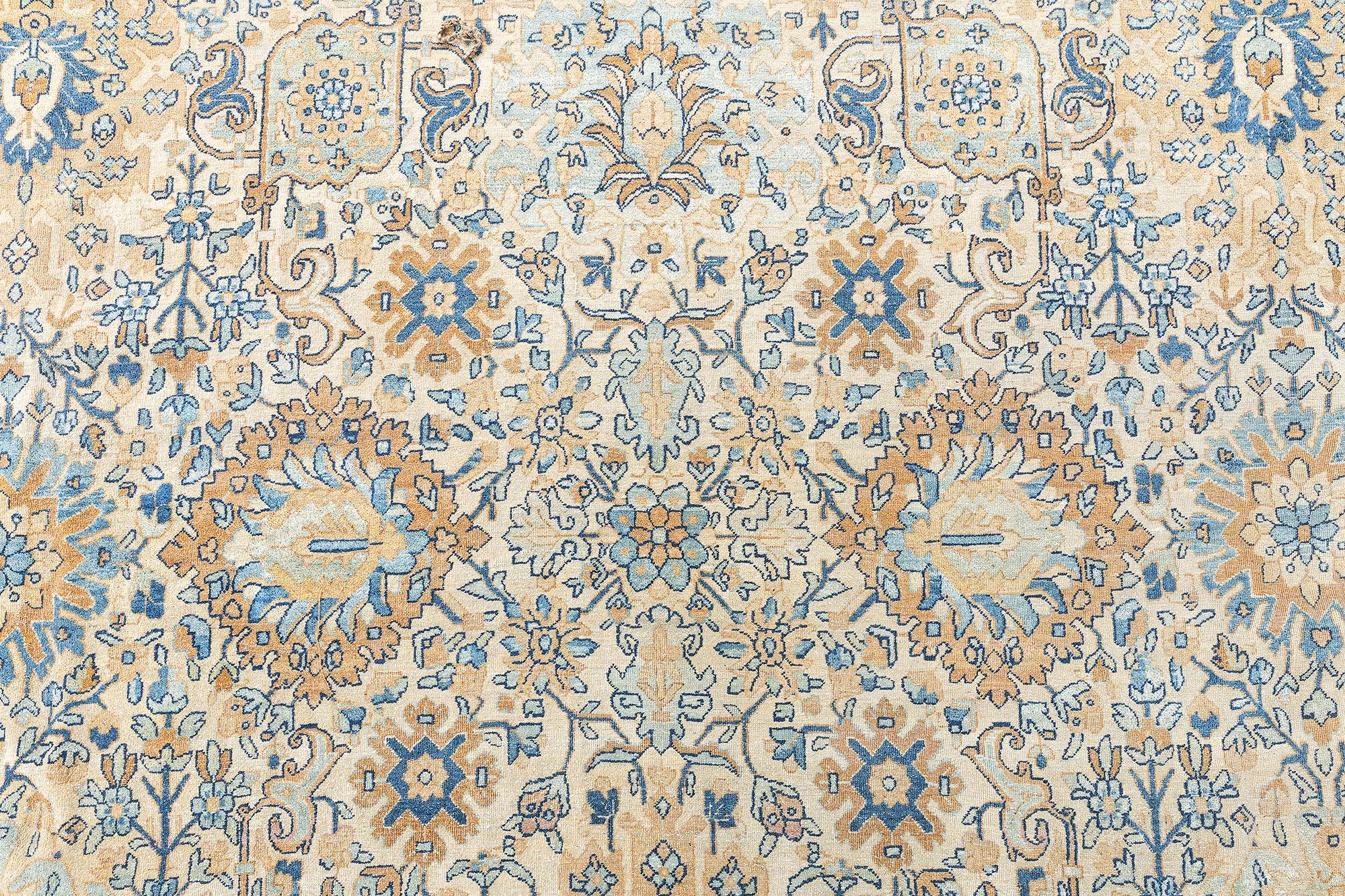 Doris Leslie Blauer antiker persischer Kirman Gelber handgefertigter Wollteppich im Angebot 1