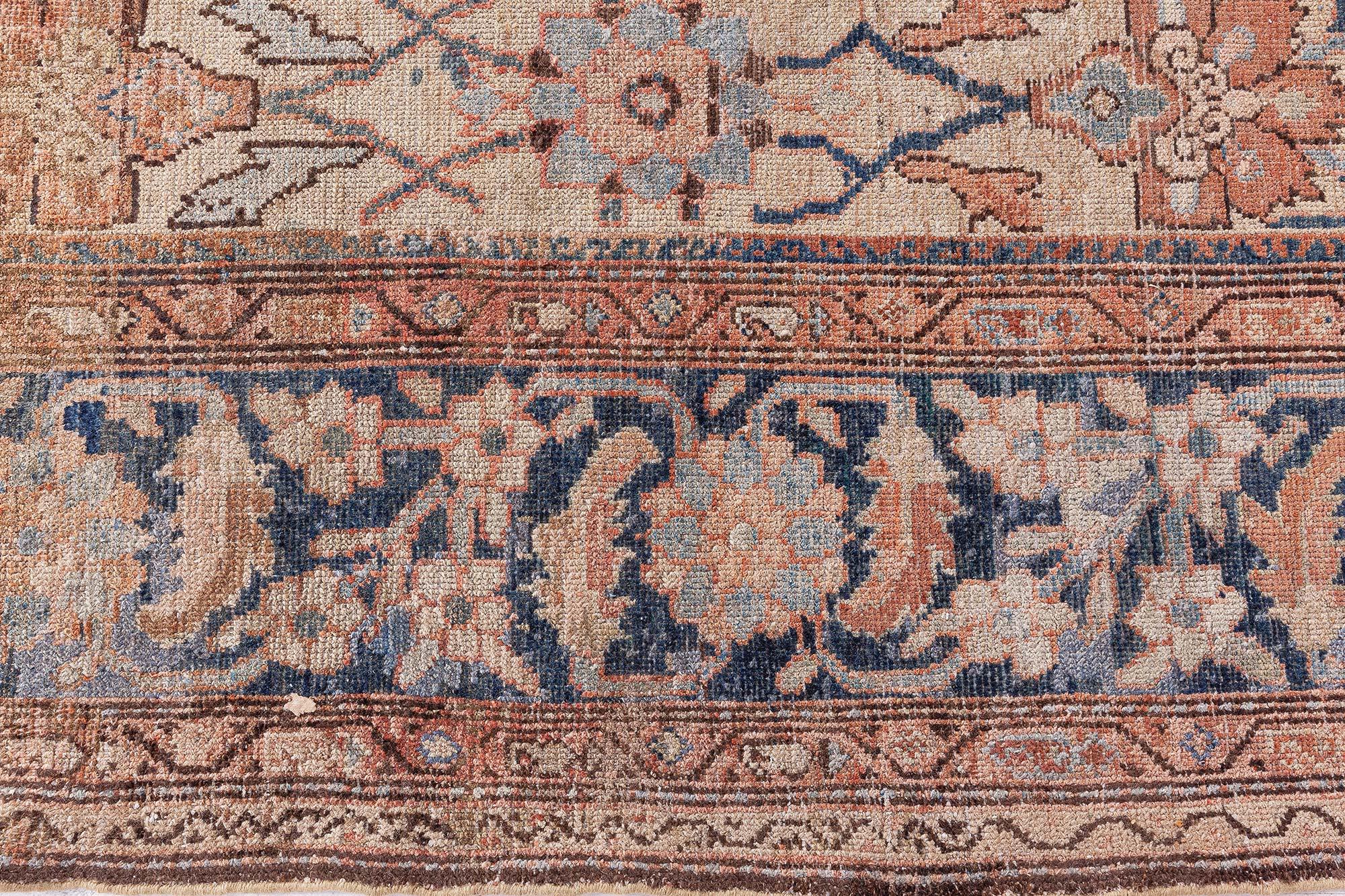 Tissé à la main Tapis persan Malayer ancien fait à la main Doris Leslie Blau en vente