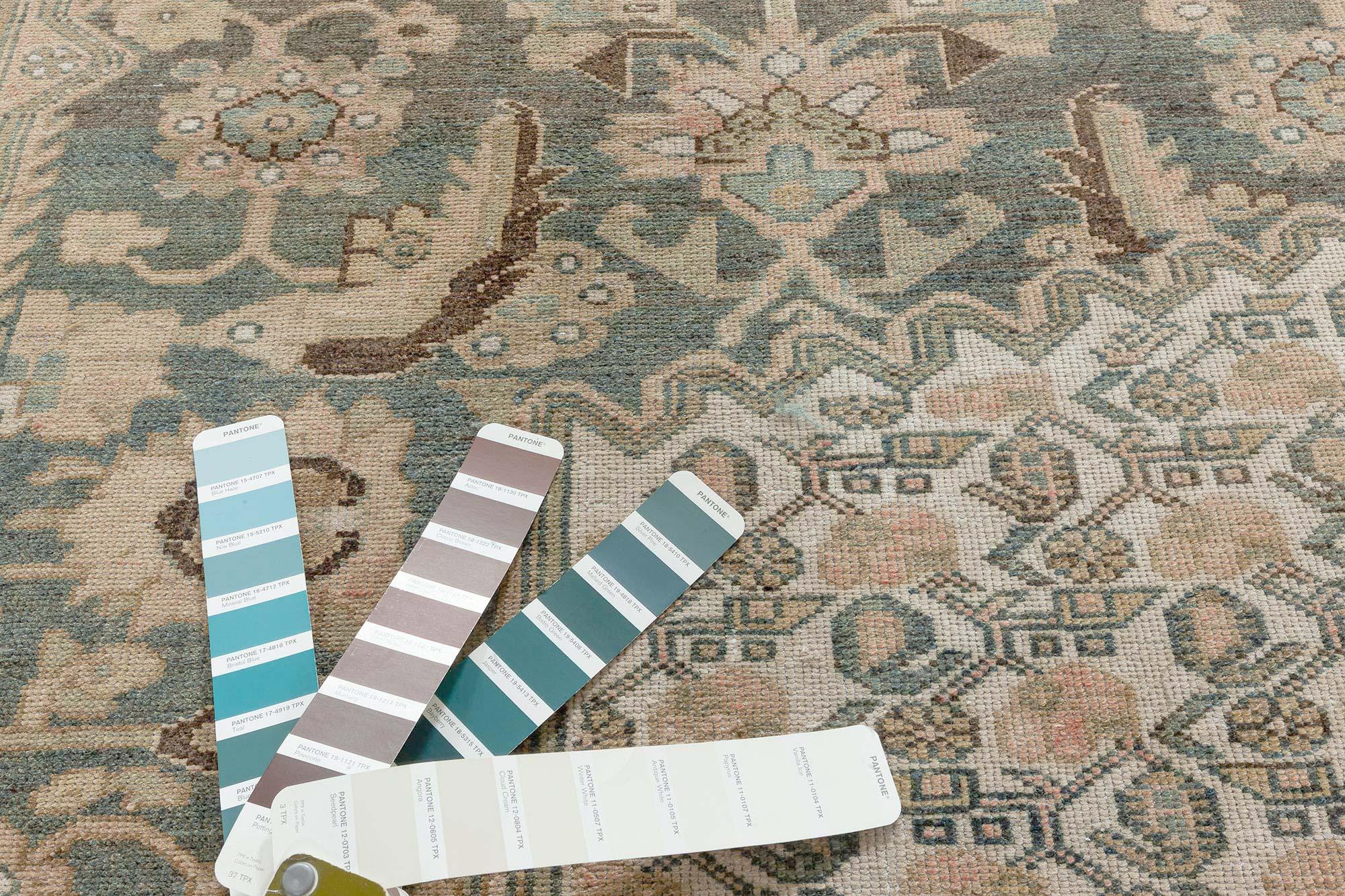 Perse Tapis persan Malayer ancien Doris Leslie Blau en vente