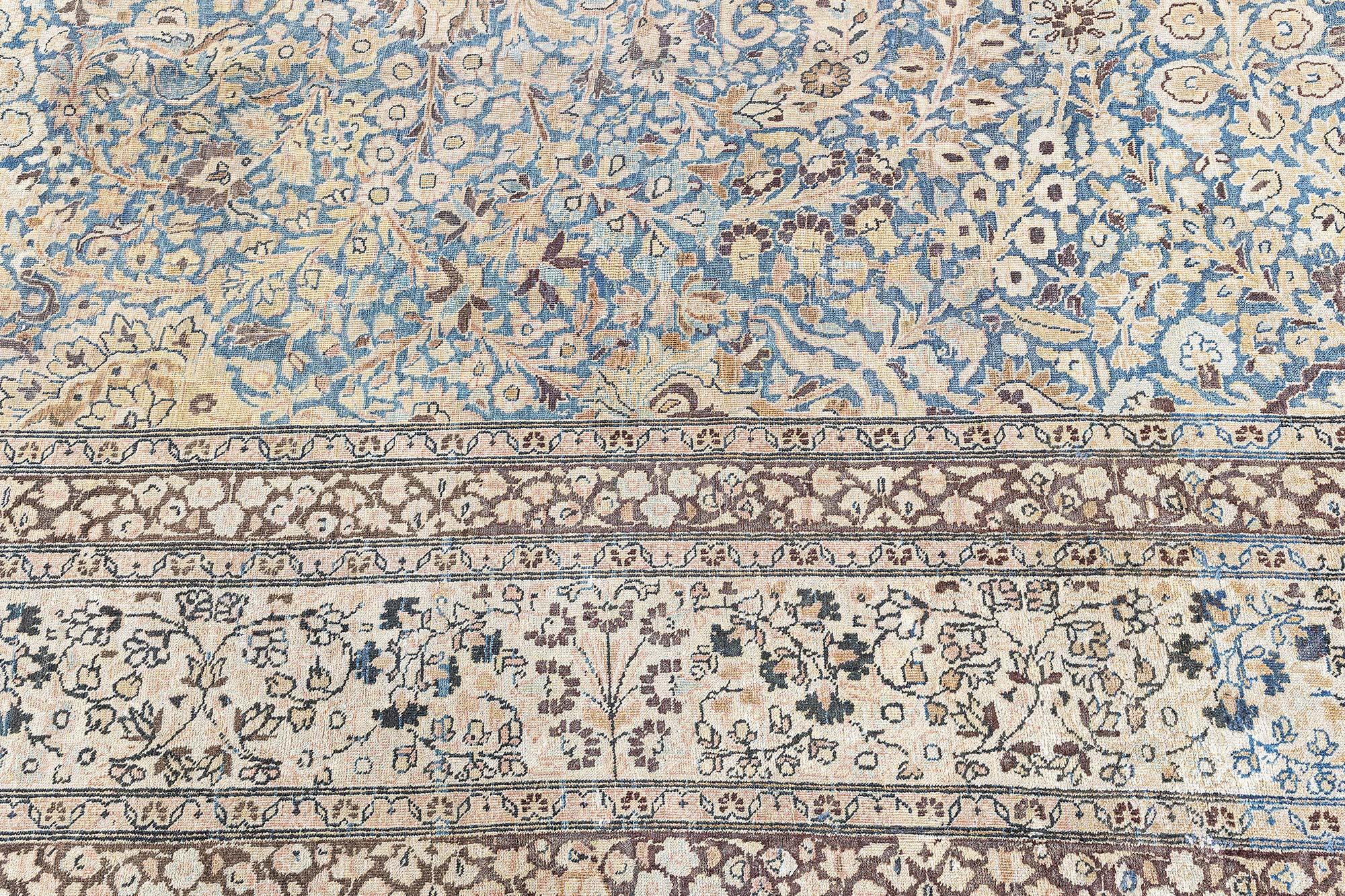 Tapis persan ancien Meshad en laine fait à la main Doris Leslie Blau Bon état - En vente à New York, NY
