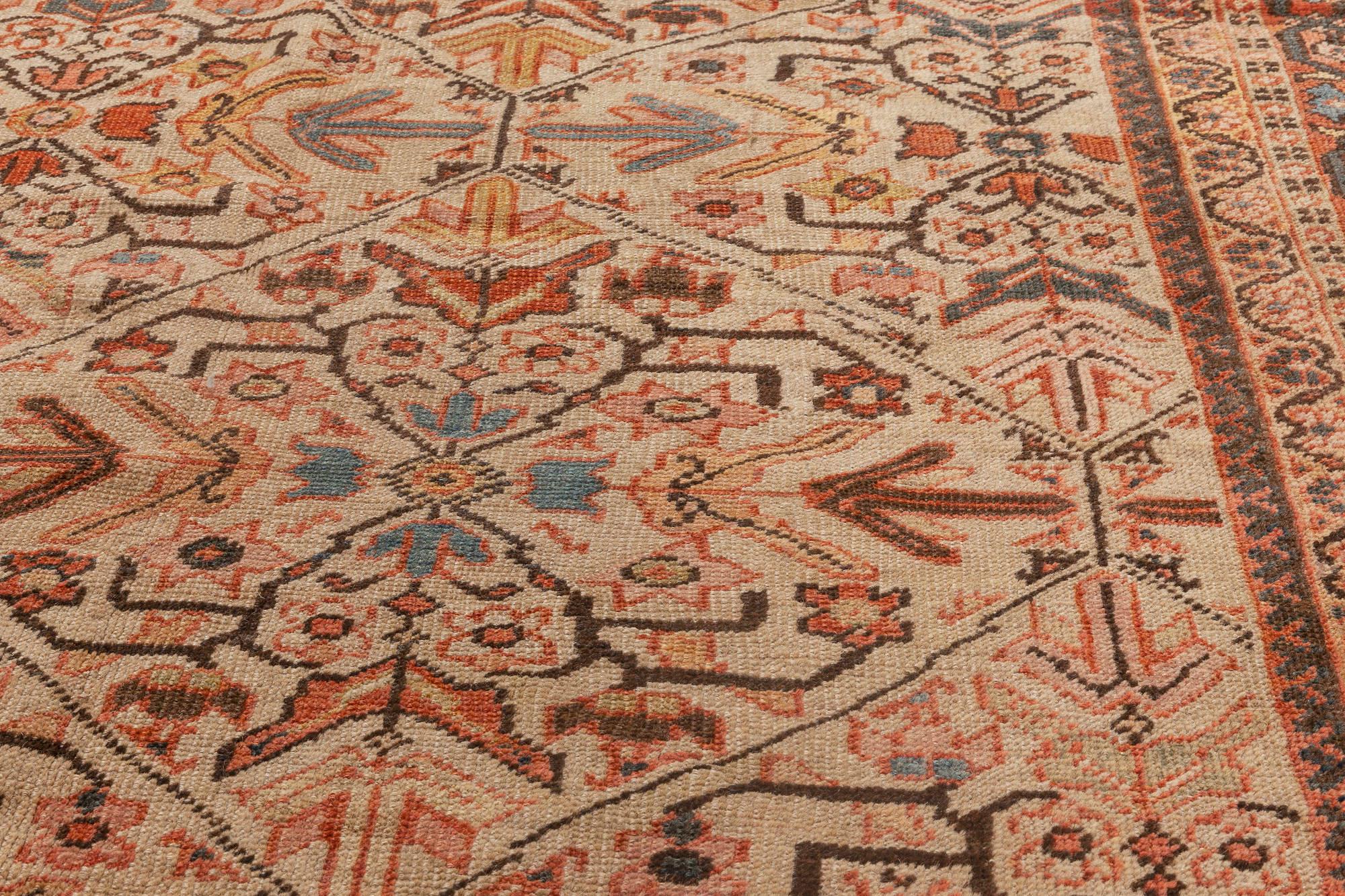 Perse Tapis persan ancien Sultanabad en laine fait à la main Doris Leslie Blau en vente