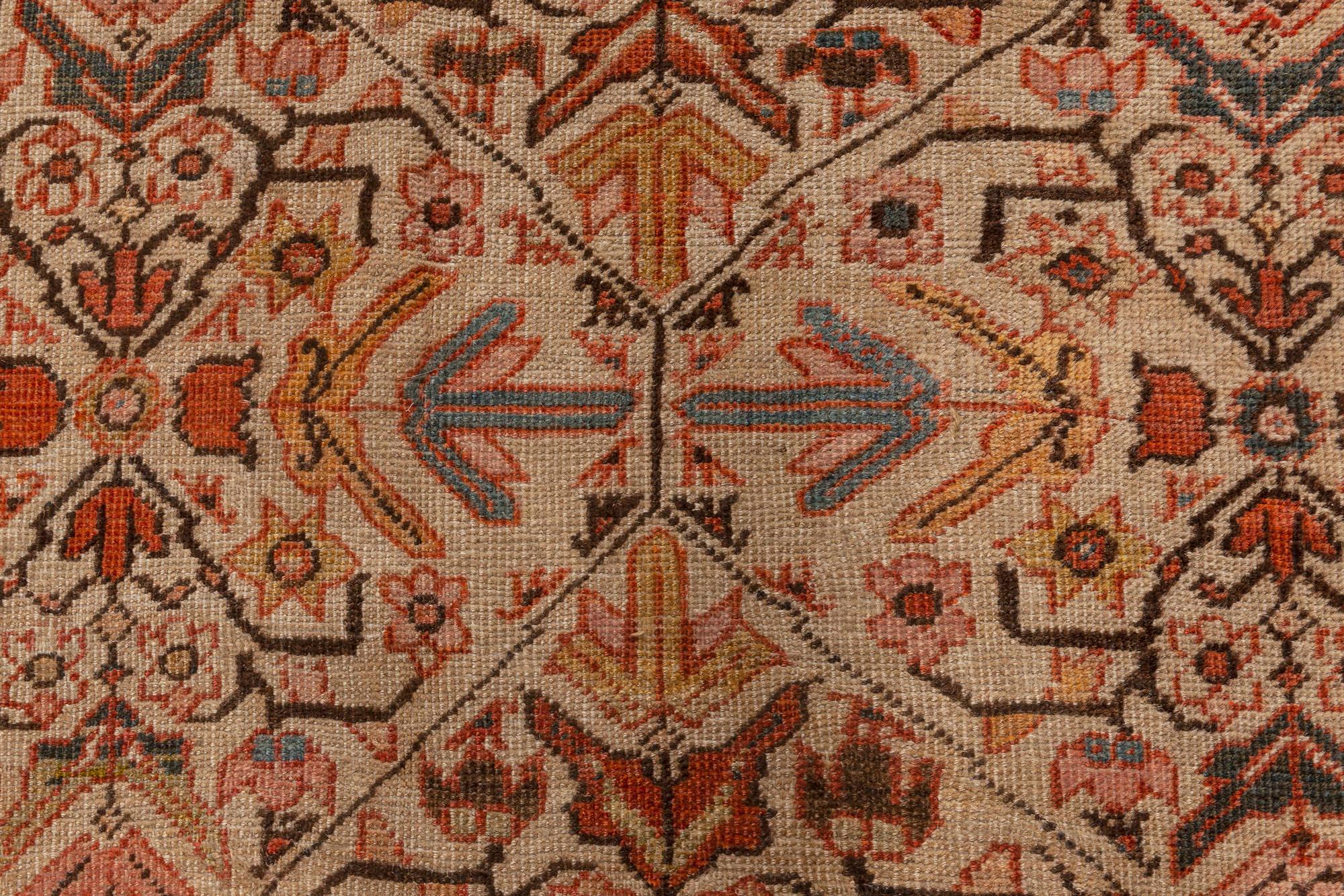 Doris Leslie Blauer antiker persischer Sultanabad-Wollteppich, handgefertigt (Handgeknüpft) im Angebot