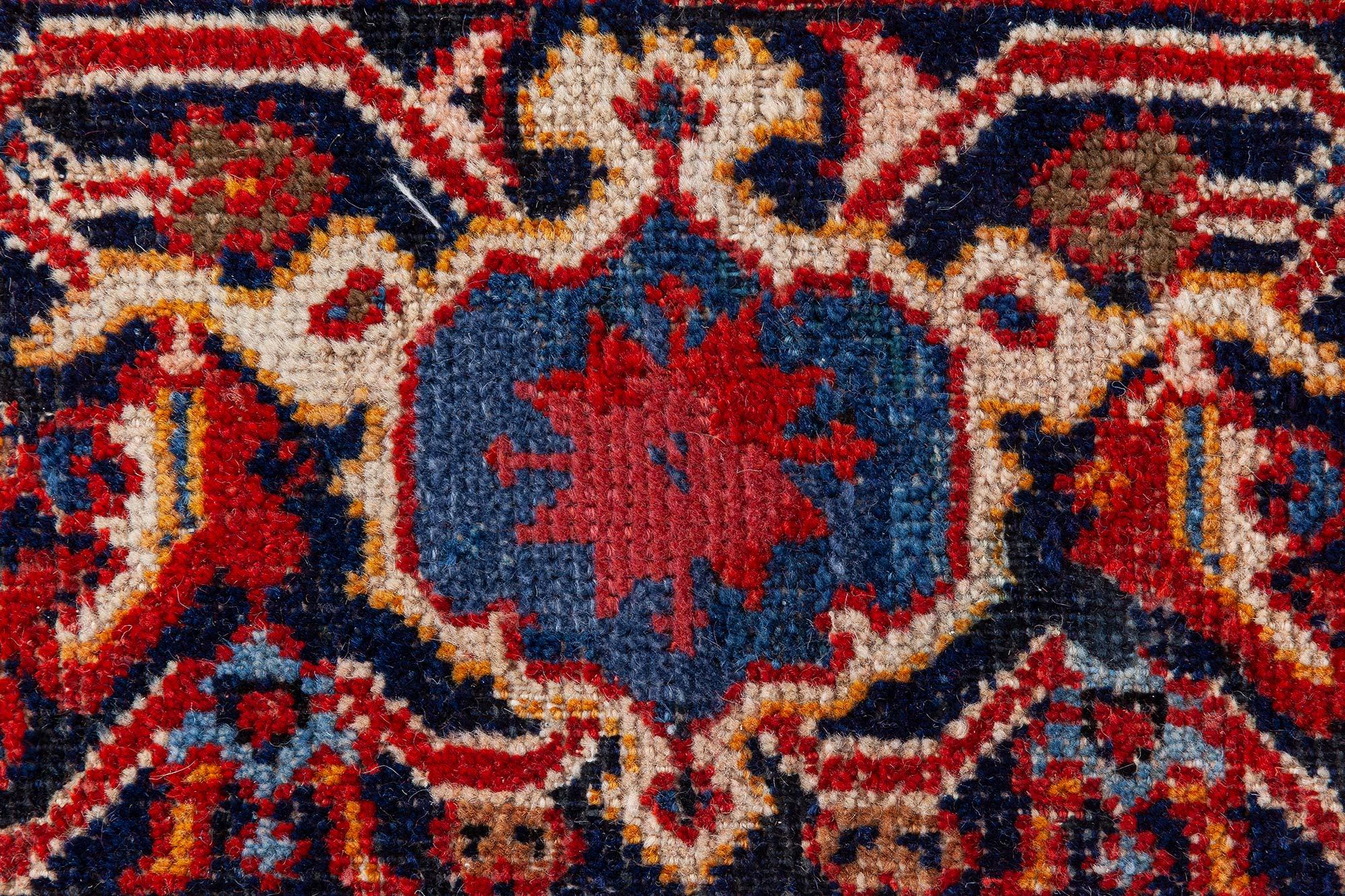 Antiker persischer Sultanabad-Teppich
Größe: 9'8