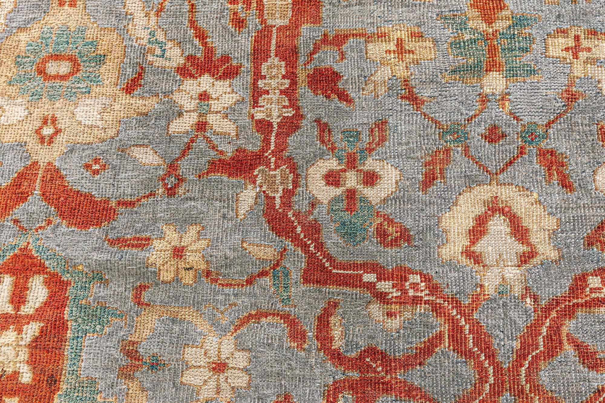 Doris Leslie Blau Antique Persian Sultanabad Rug In Good Condition For Sale In New York, NY