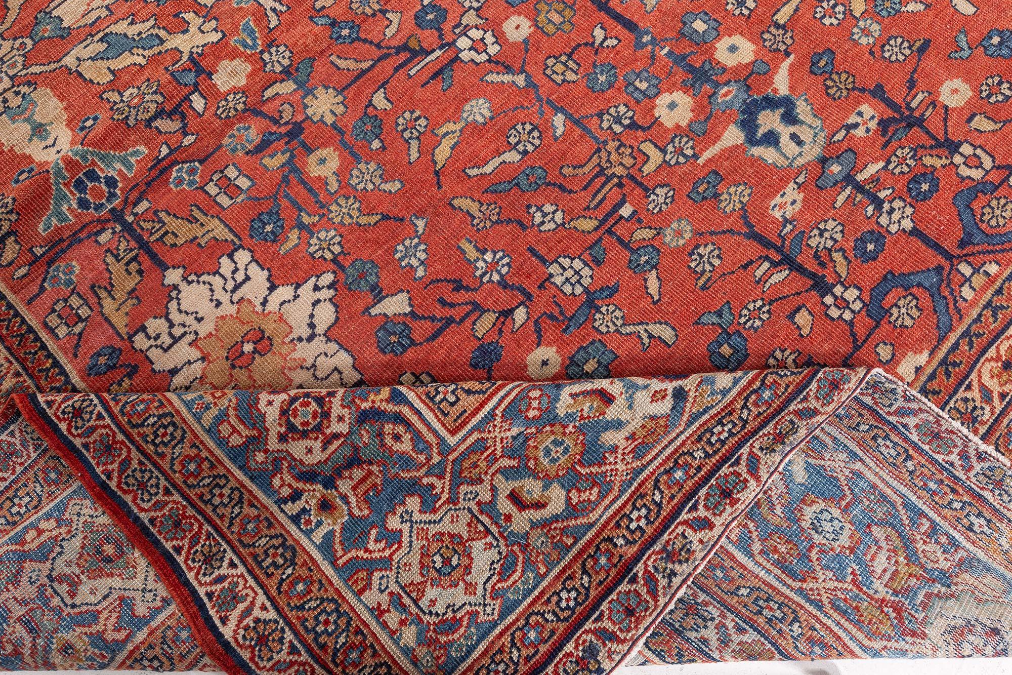Doris Leslie Blauer antiker persischer Sultanabad-Teppich in Blau im Zustand „Gut“ im Angebot in New York, NY