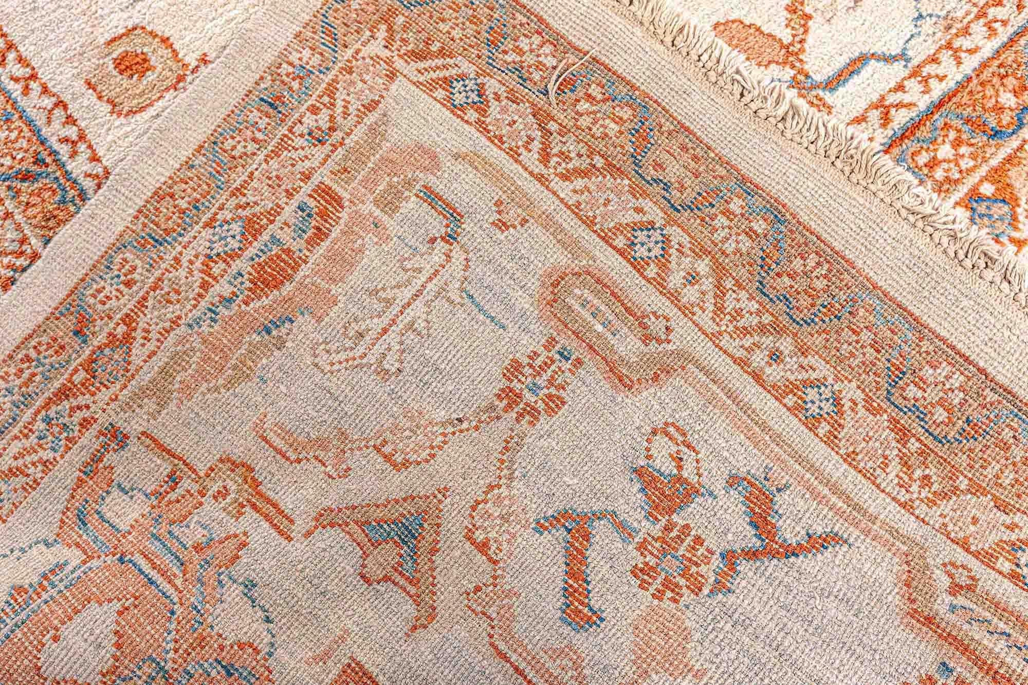 Doris Leslie Blau Tappeto persiano antico Sultanabad Rugs in vendita 1