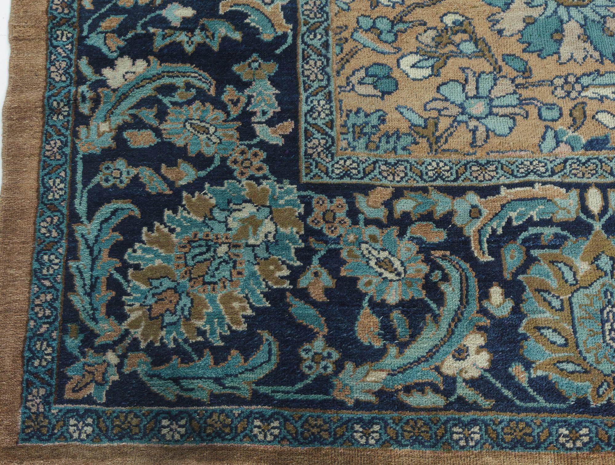 Doris Leslie Blauer antiker persischer Sultanabad-Teppich 'Größe verstellbar' (Handgeknüpft) im Angebot