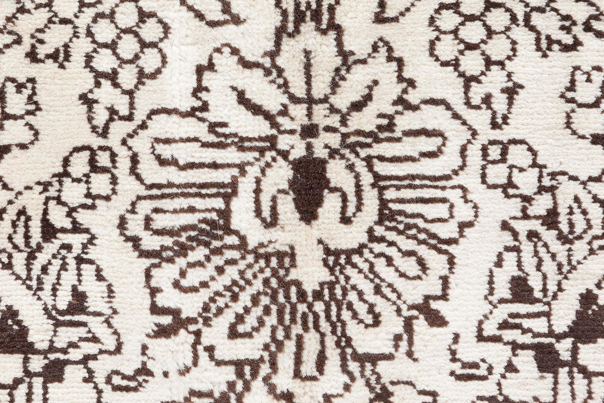 Doris Leslie Blau Antique Persian Tabriz Beige and Brown Rug (Handgeknüpft) im Angebot