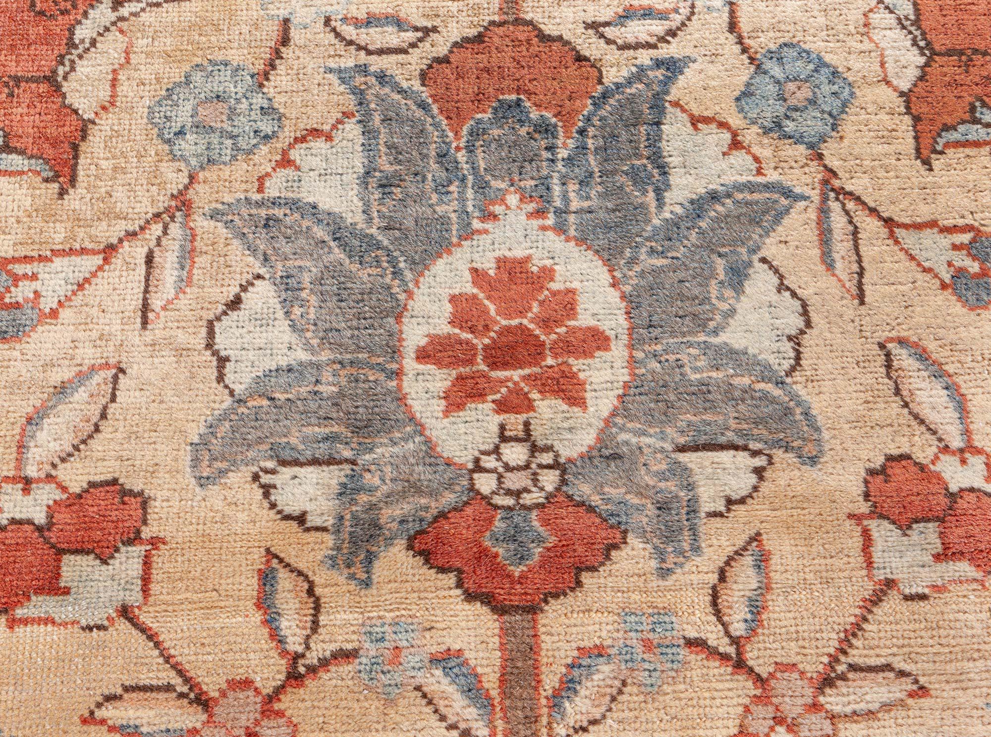 Perse Tapis persan ancien Tabriz Botanic fait à la main Doris Leslie Blau en vente
