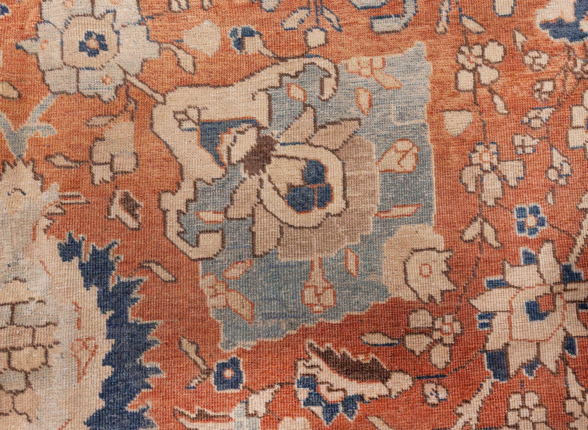 Tissé à la main Tapis persan ancien Tabriz Botanic fait à la main Doris Leslie Blau en vente