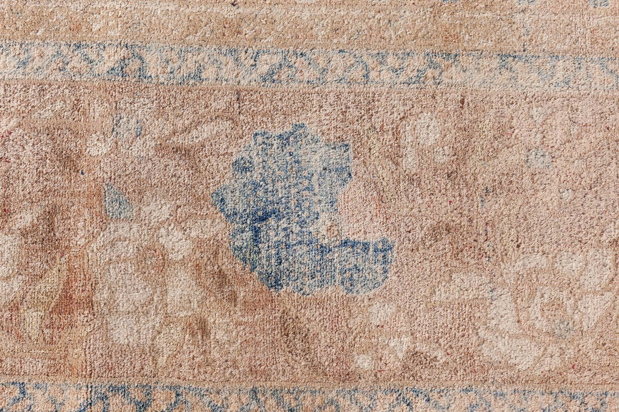 Tapis persan ancien Tabriz Botanic fait à la main Doris Leslie Blau Bon état - En vente à New York, NY