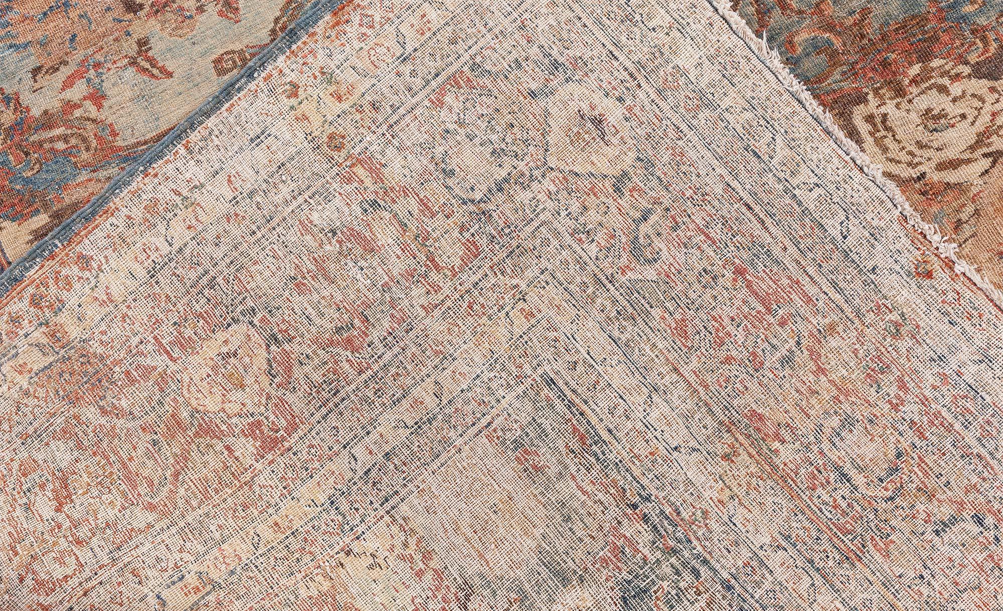 Tapis persan ancien Tabriz Botanic fait à la main Doris Leslie Blau en vente 1
