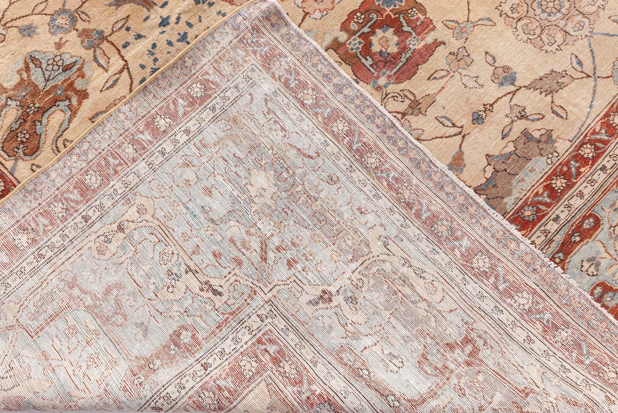 Tapis persan ancien Tabriz Botanic fait à la main Doris Leslie Blau en vente 2