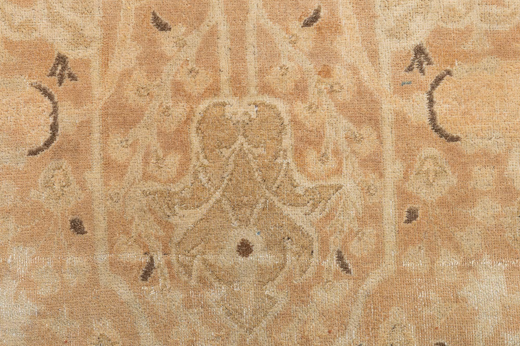 Antico tappeto persiano Tabriz botanico in lana gialla tessuto a mano
Dimensioni: 8'0