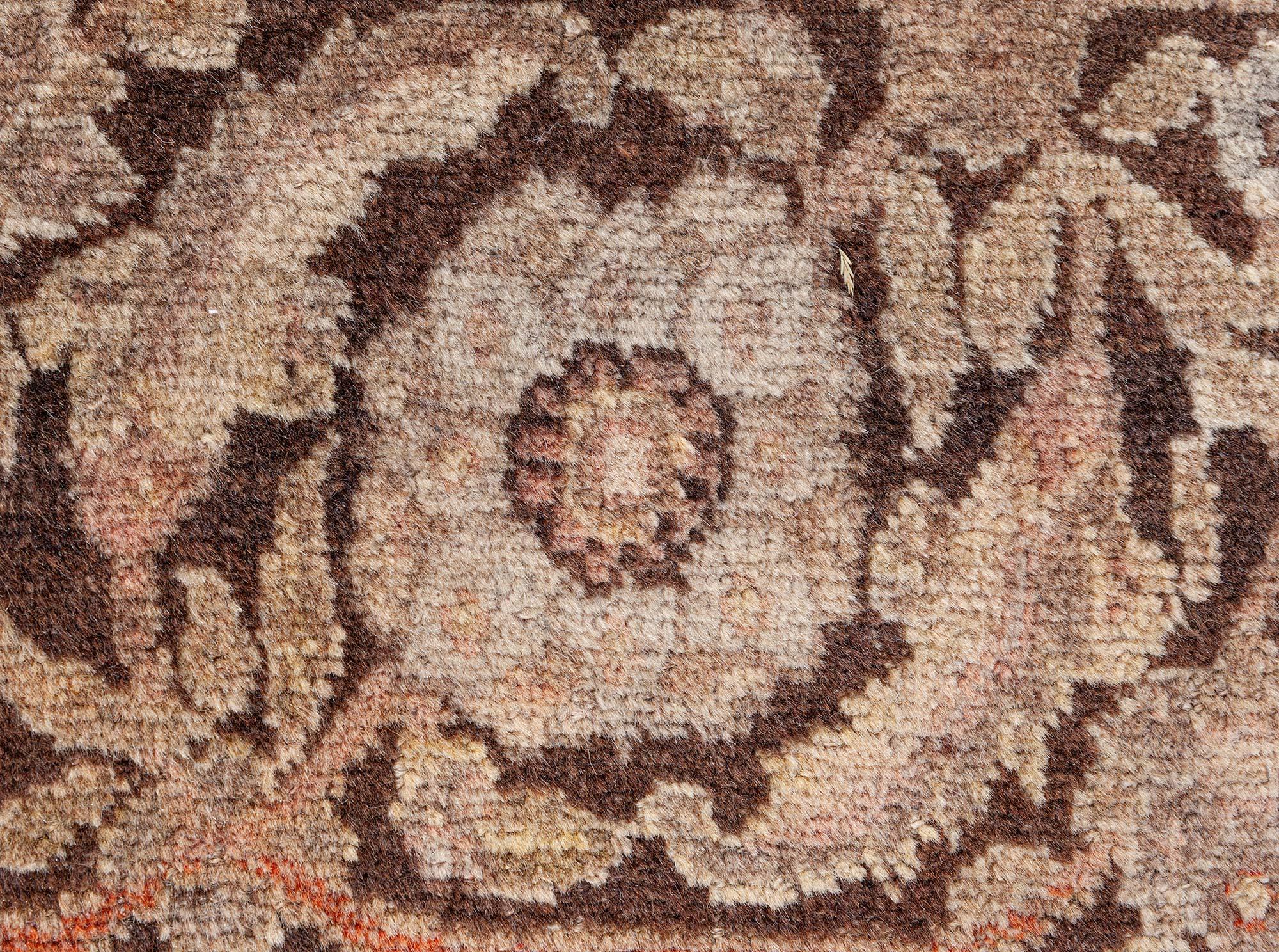 Doris Leslie Blau Tapis persan ancien Tabriz fait main en laine en vente 5