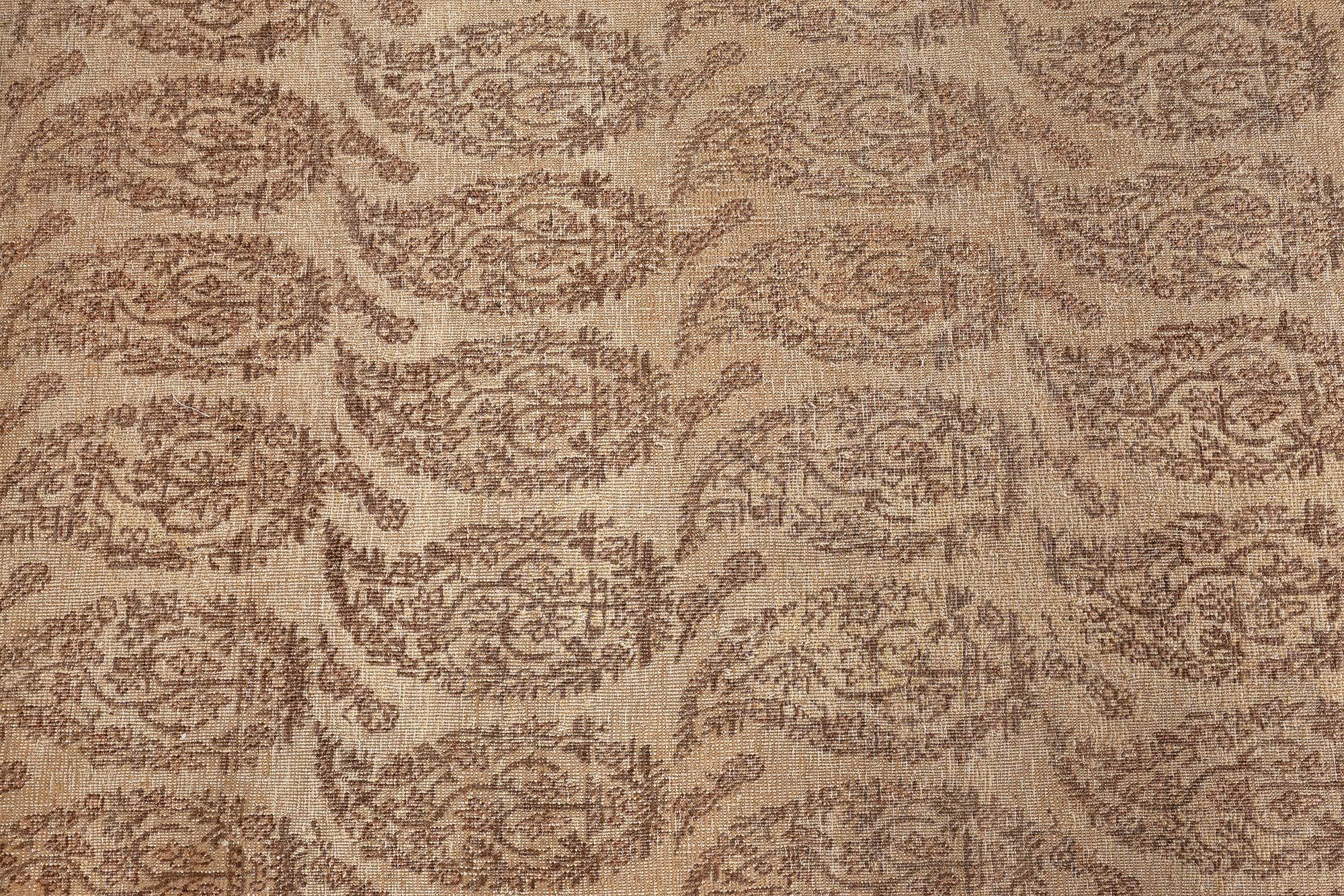 20ième siècle Tapis persan Tabriz ancien en laine tissé à la main Doris Leslie Blau en vente