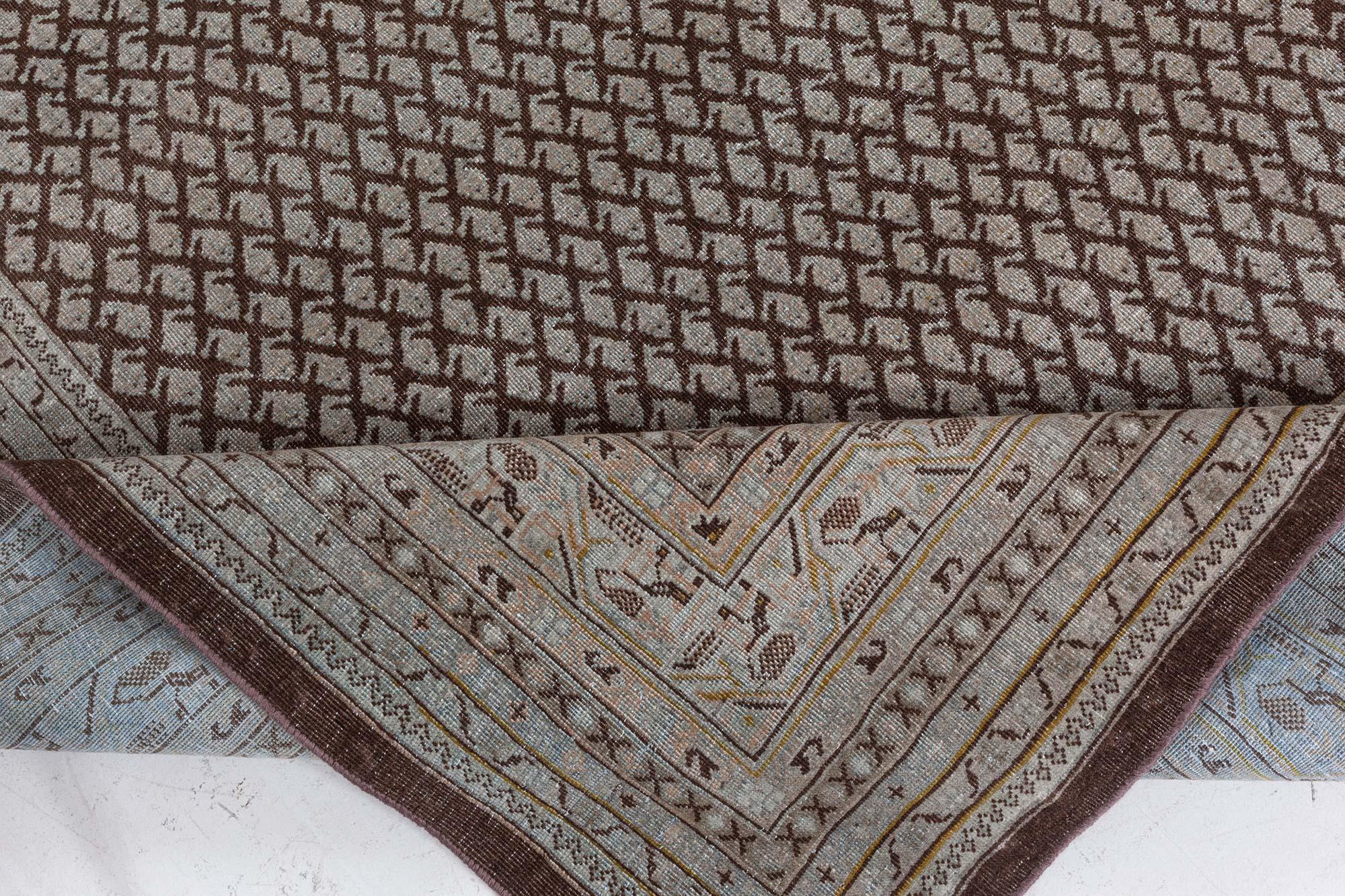 Noué à la main Tapis persan ancien de Tabriz Doris Leslie Blau en vente