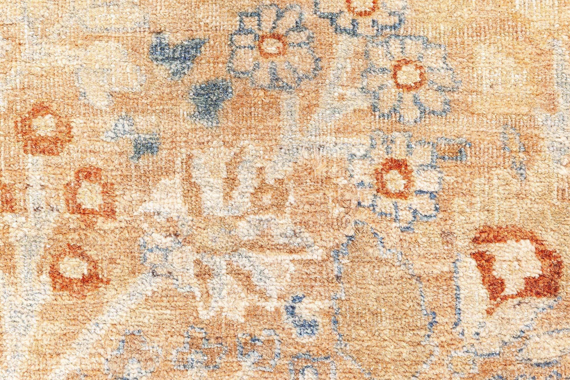 Doris Leslie Blauer antiker persischer Täbris-Teppich in Blau (Handgewebt) im Angebot