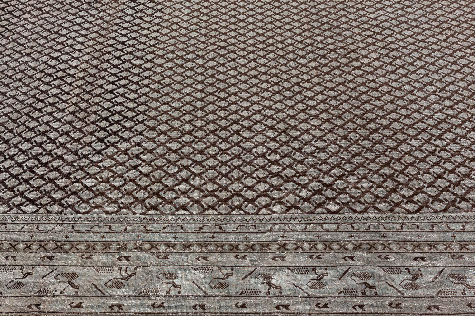 20ième siècle Tapis persan ancien de Tabriz Doris Leslie Blau en vente