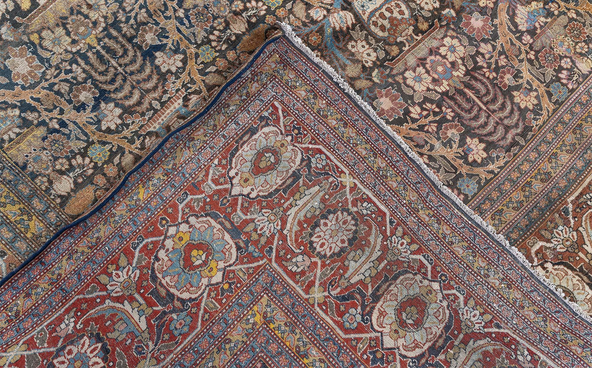 Doris Leslie Blauer antiker persischer Täbris-Teppich in Blau (Wolle) im Angebot