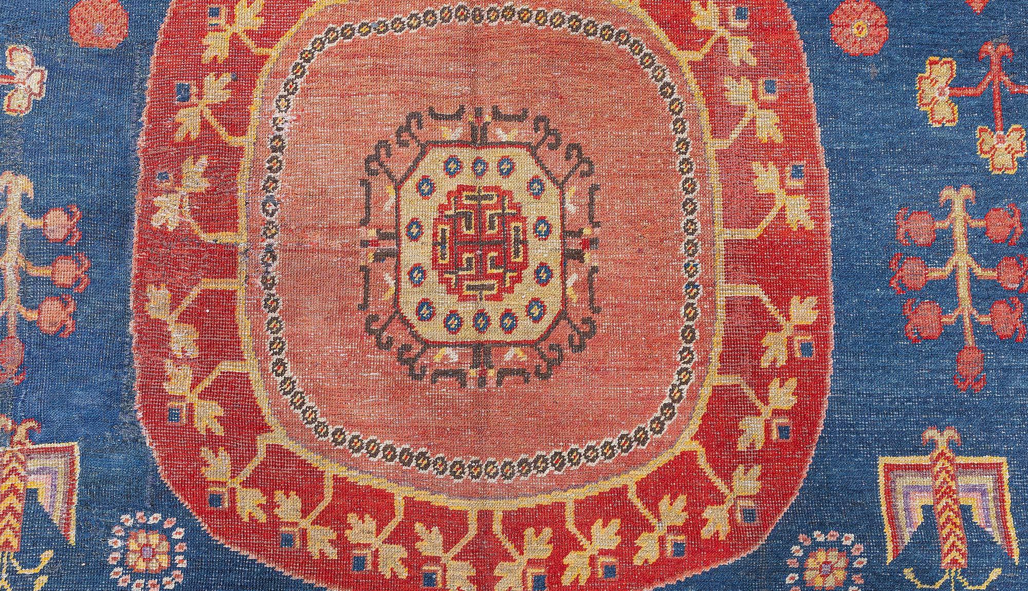 Noué à la main Doris Leslie Blau Tapis ancien Samarkand Khotan en vente