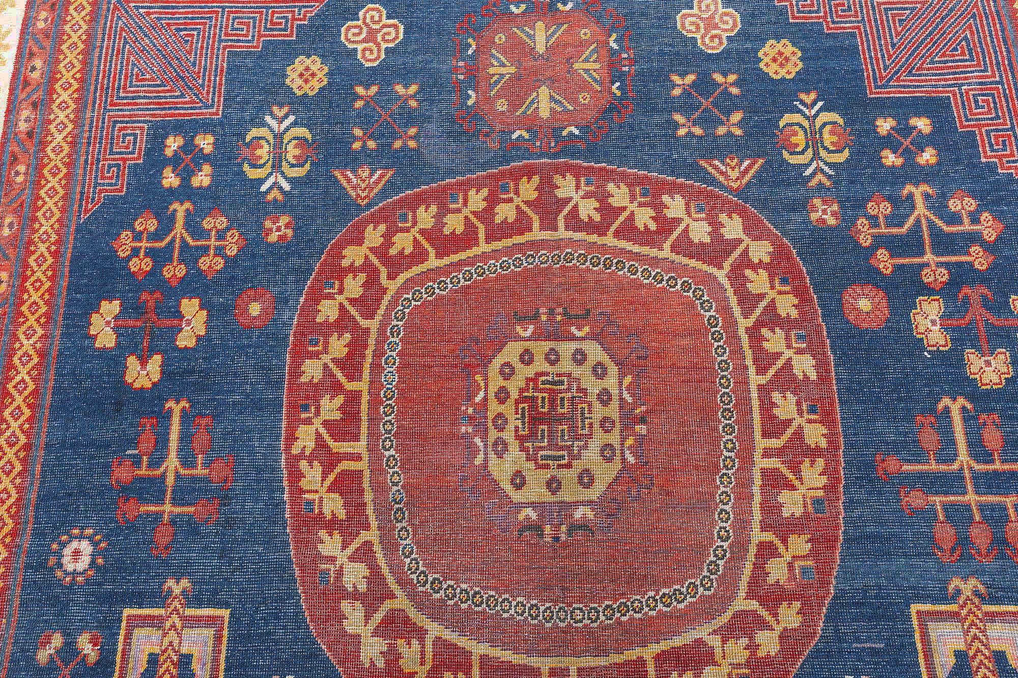Laine Doris Leslie Blau Tapis ancien Samarkand Khotan en vente