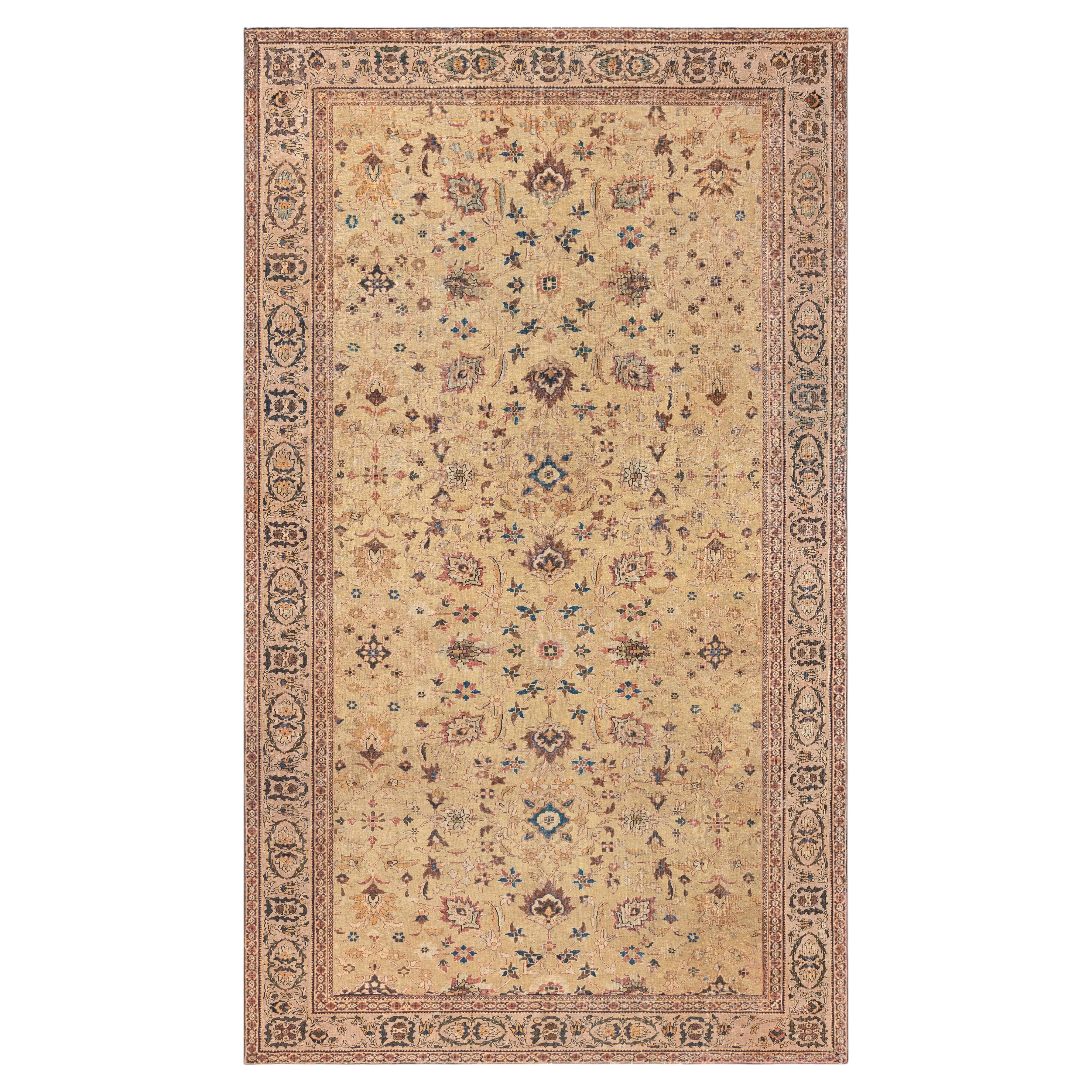 Doris Leslie Blau Antiker Sultanabad Allover Floral Soft Beige Teppich - ca. 1920