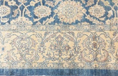 Doris Leslie Blau Antiker Sultanabad Allover Warm Tan Handgeknüpfter Teppich - ca. 1920