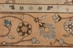 Doris Leslie Blau Antike Tabriz Floral Allover Warm Tan Teppich - c. 1900