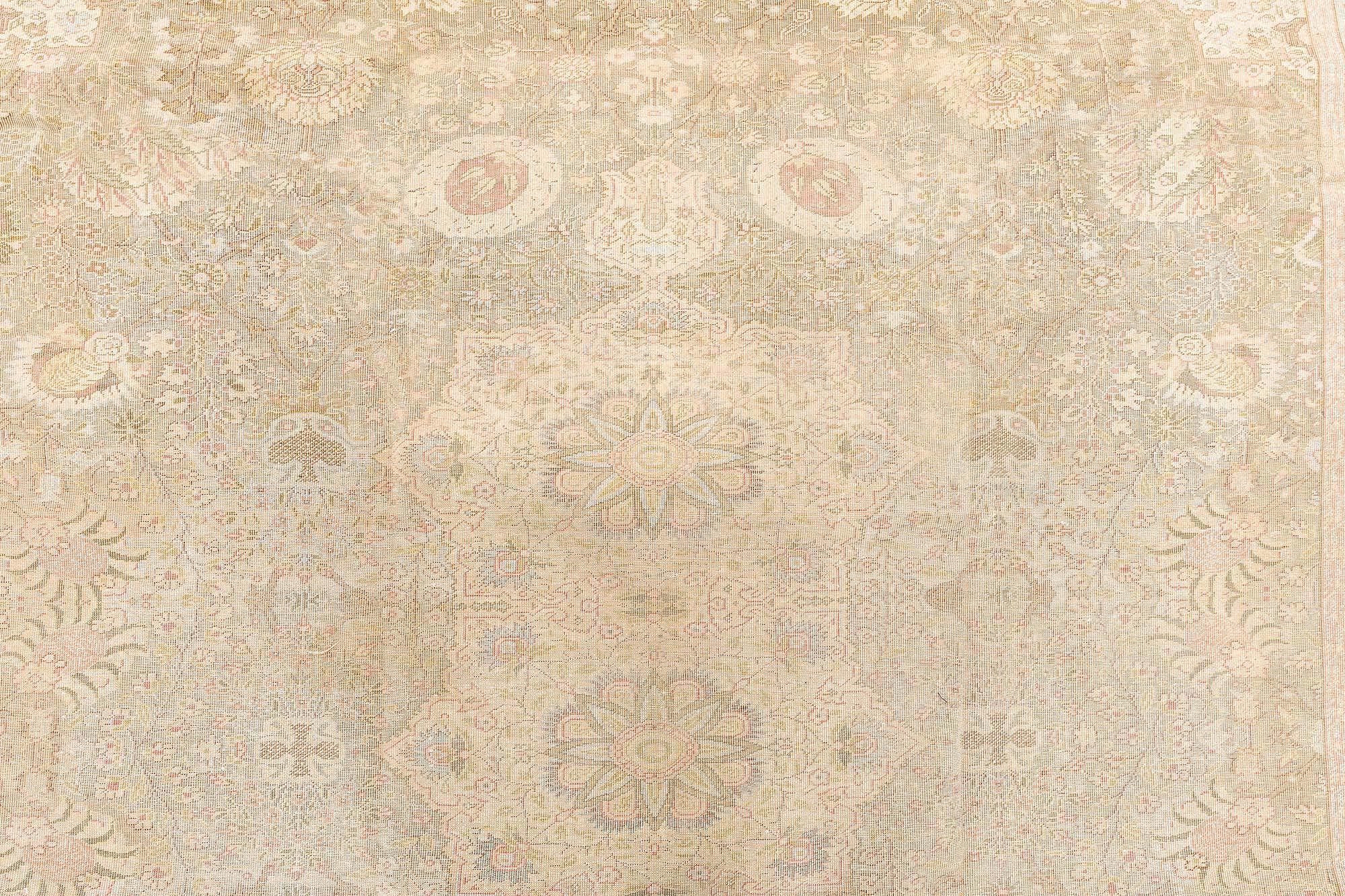 Doris Leslie Blau Antiker Türkischer Hereke-Teppich im Angebot 1