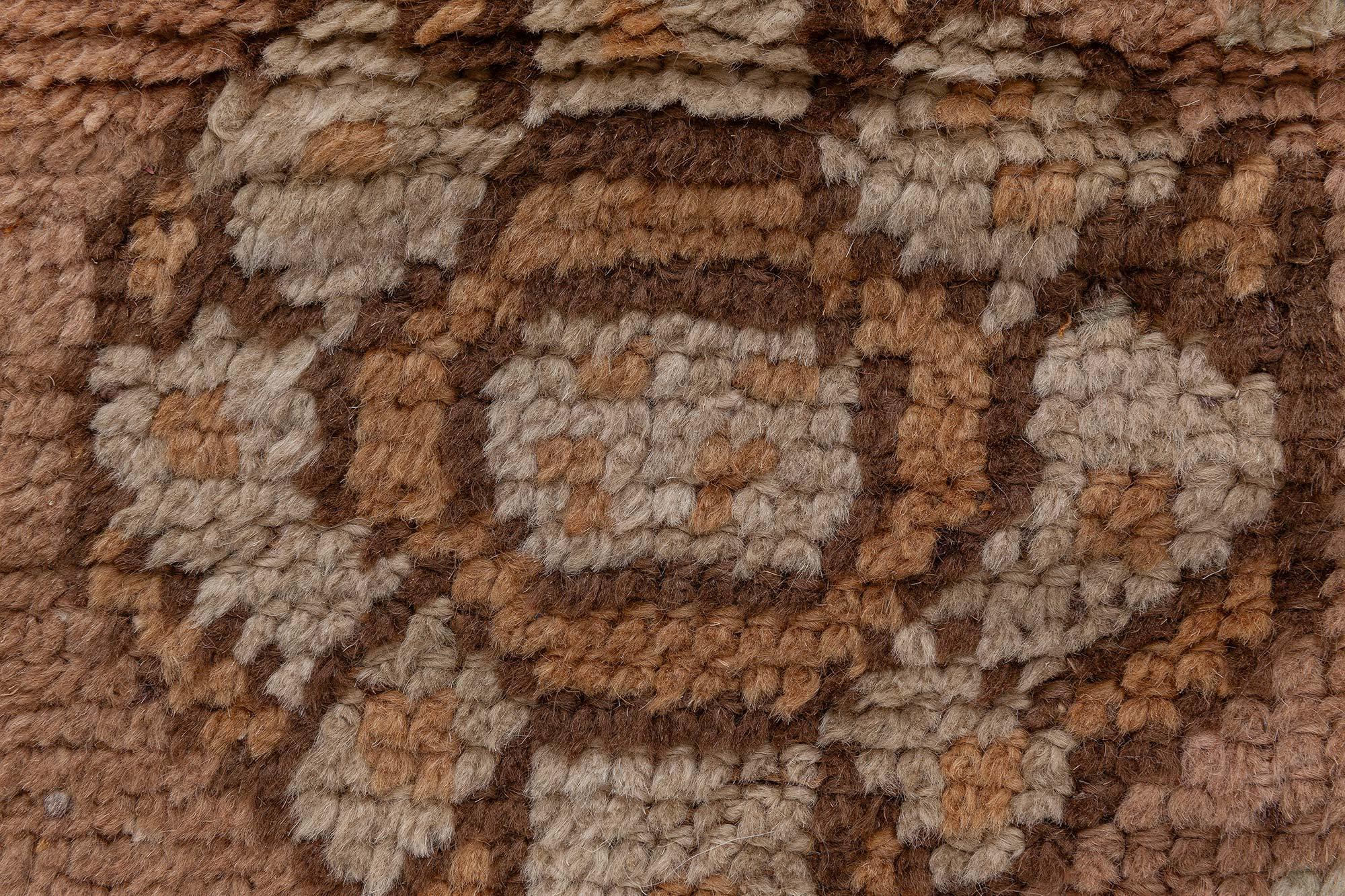 Laine Doris Leslie Blau Antique Turkish Oushak Brown Handwoven Wool Rugs by Doris Leslie Blau en vente