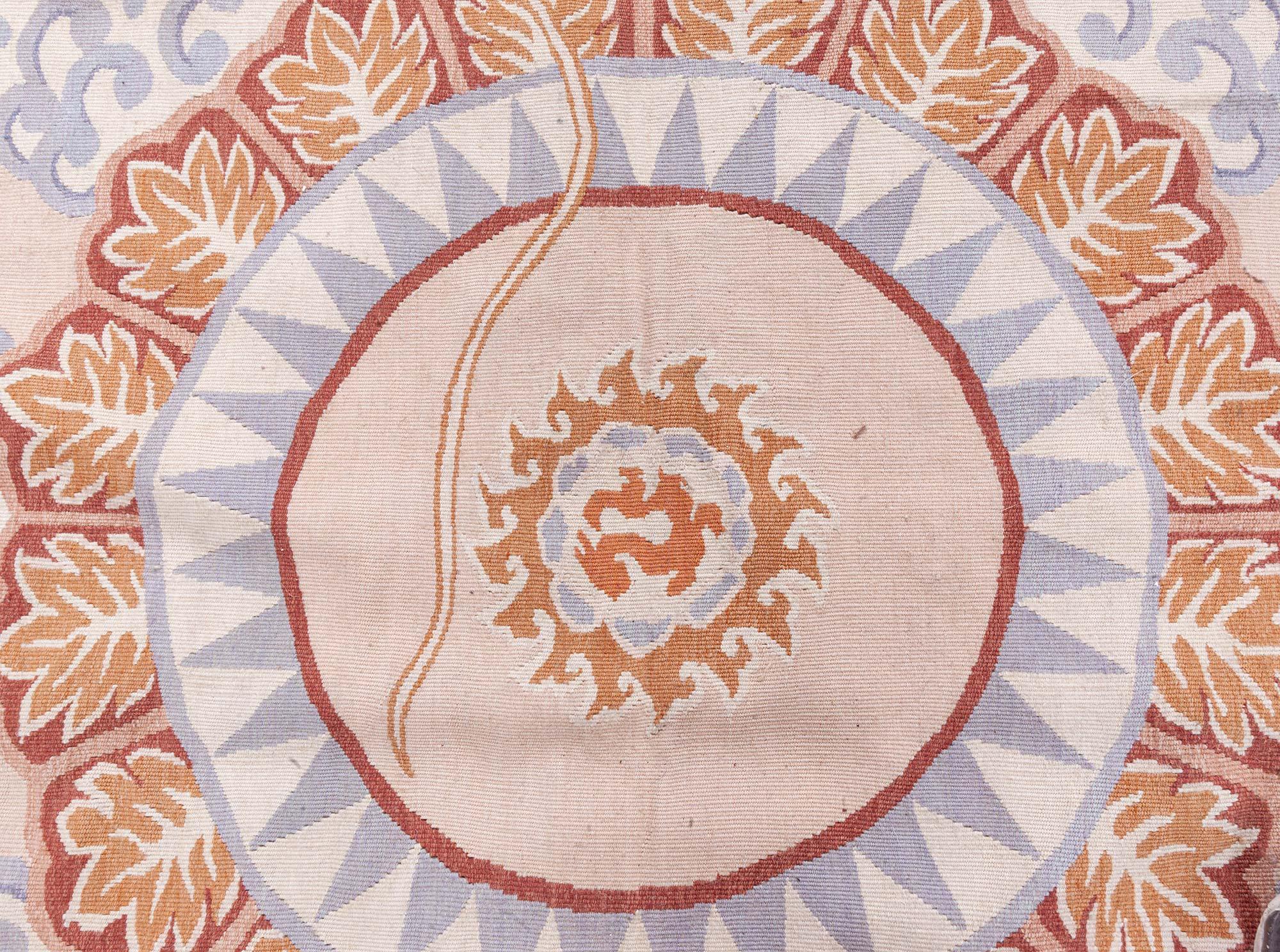 Doris Leslie Blauer Aubusson-Teppich im Zustand „Neu“ im Angebot in New York, NY