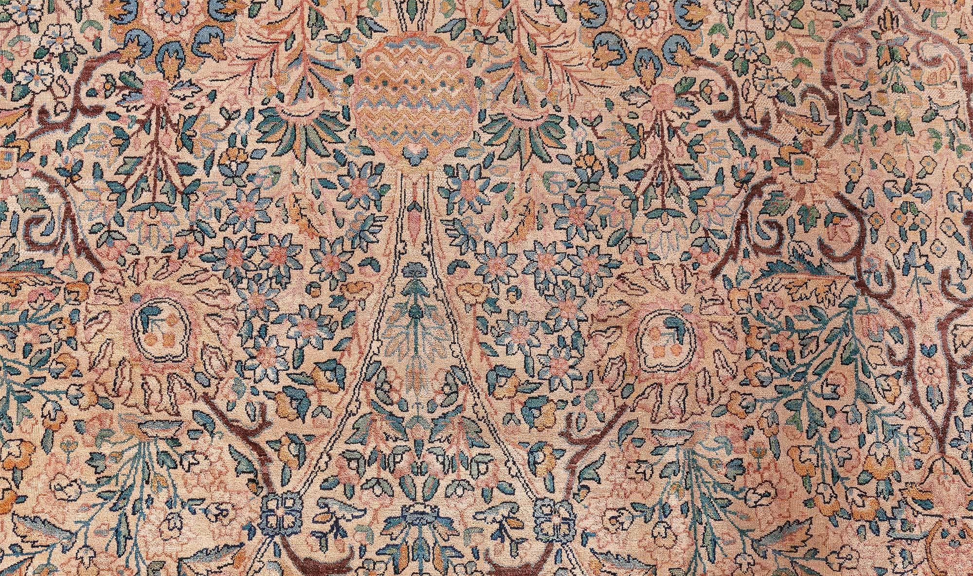 Doris Leslie Blau Authenric Persischer Kirman Handgeknüpfter Wollteppich (20. Jahrhundert) im Angebot