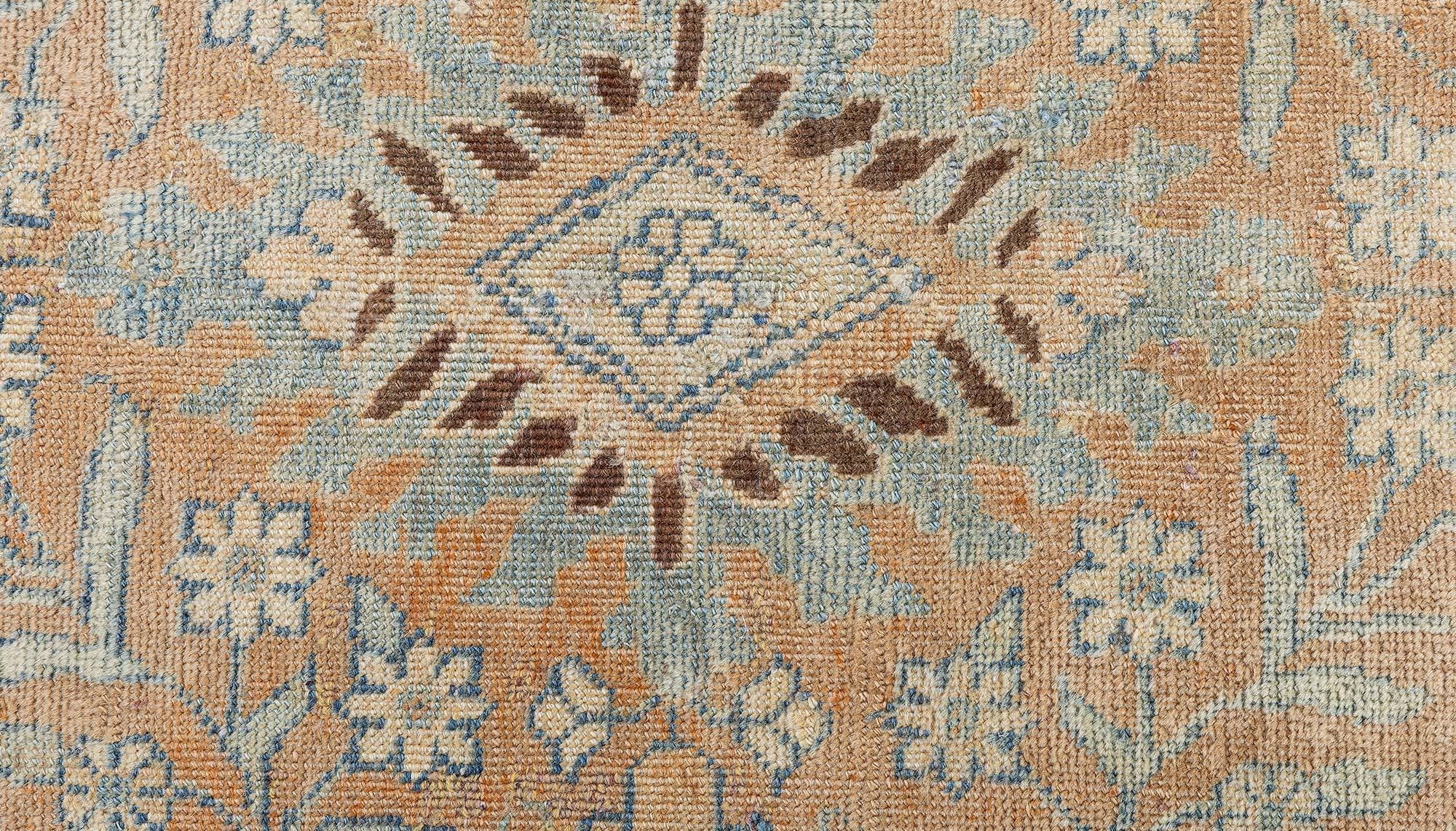 Doris Leslie Blauer authentischer persischer Täbris-Teppich aus dem 19. Jahrhundert, handgefertigt (Persisch) im Angebot