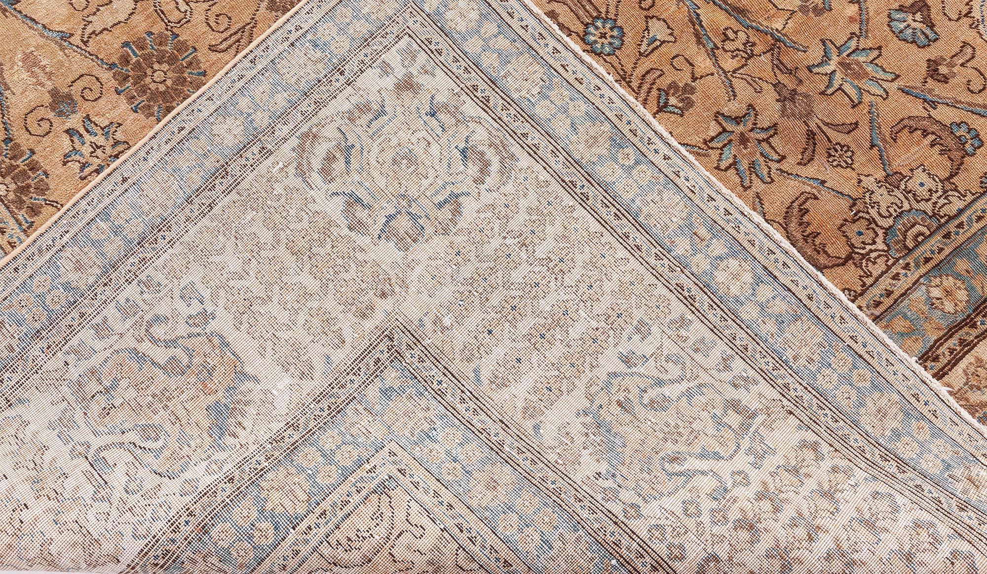 Doris Leslie Blau Tappeto persiano Tabriz autentico del XIX secolo in vendita 5