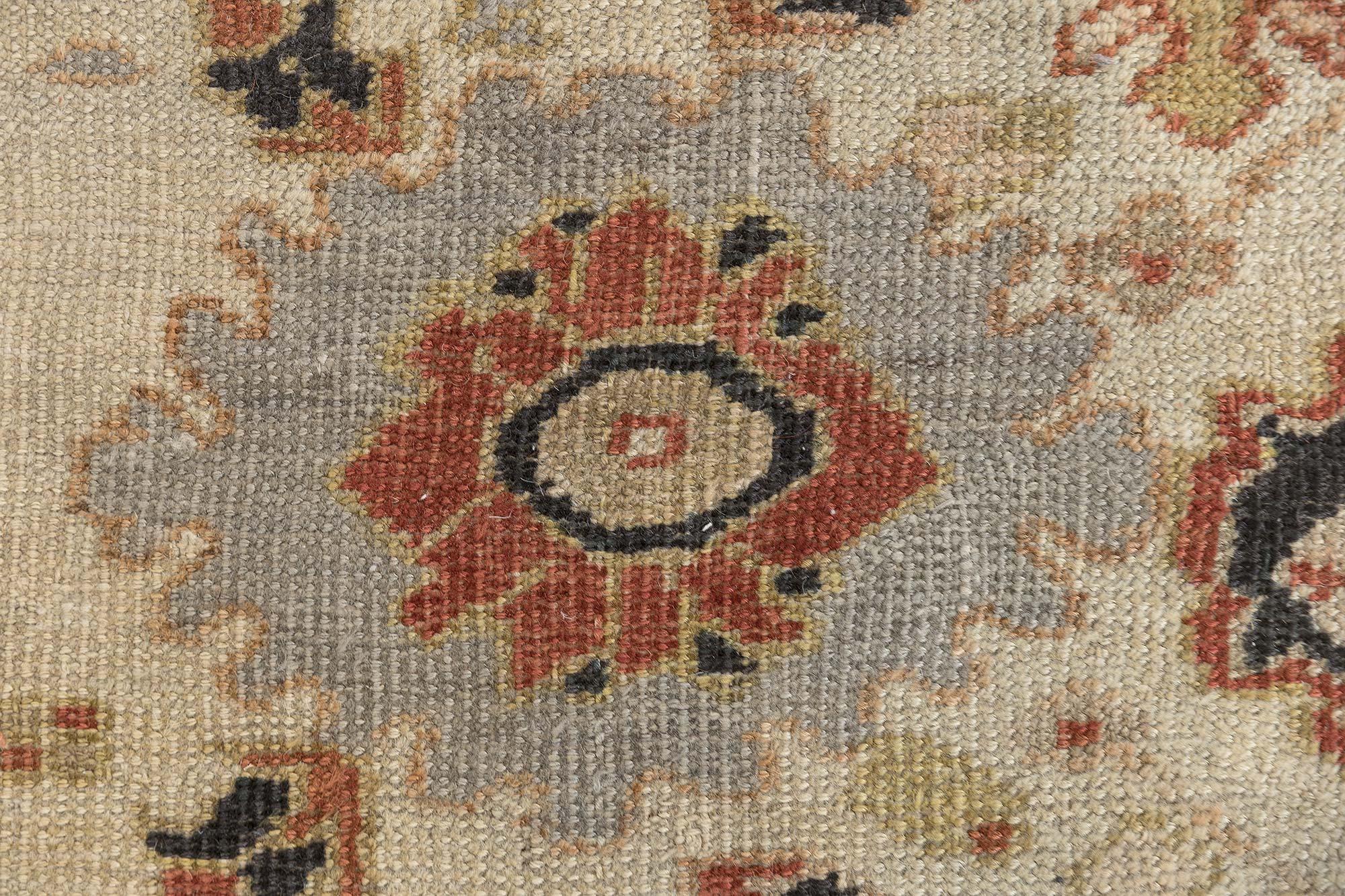 Doris Leslie Blauer authentischer Sultanabad-Wollteppich aus dem 19. Jahrhundert, handgefertigt (Handgewebt) im Angebot