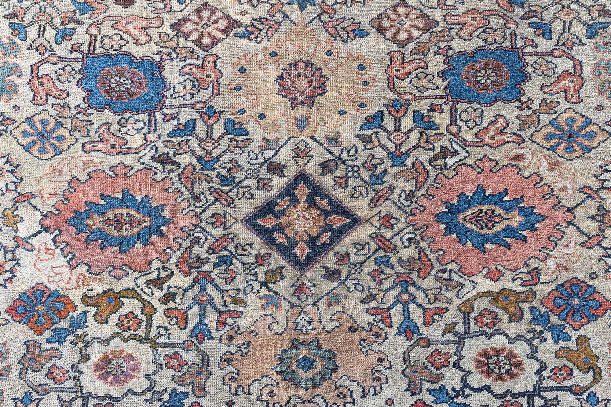 Doris Leslie Blau Authentic 19th Century Sultanabad Handmade Wool Rug In Good Condition For Sale In New York, NY