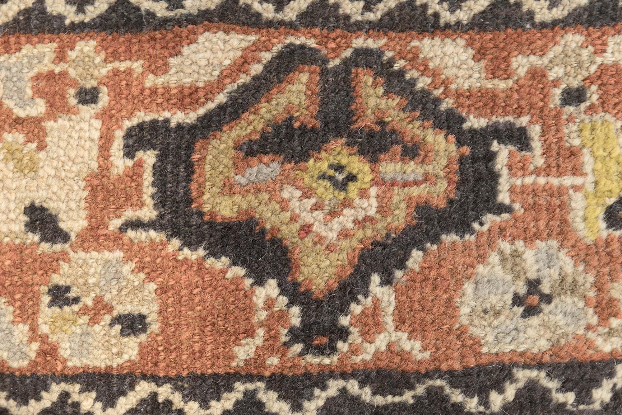 Doris Leslie Blauer authentischer Sultanabad-Wollteppich aus dem 19. Jahrhundert, handgefertigt (Wolle) im Angebot