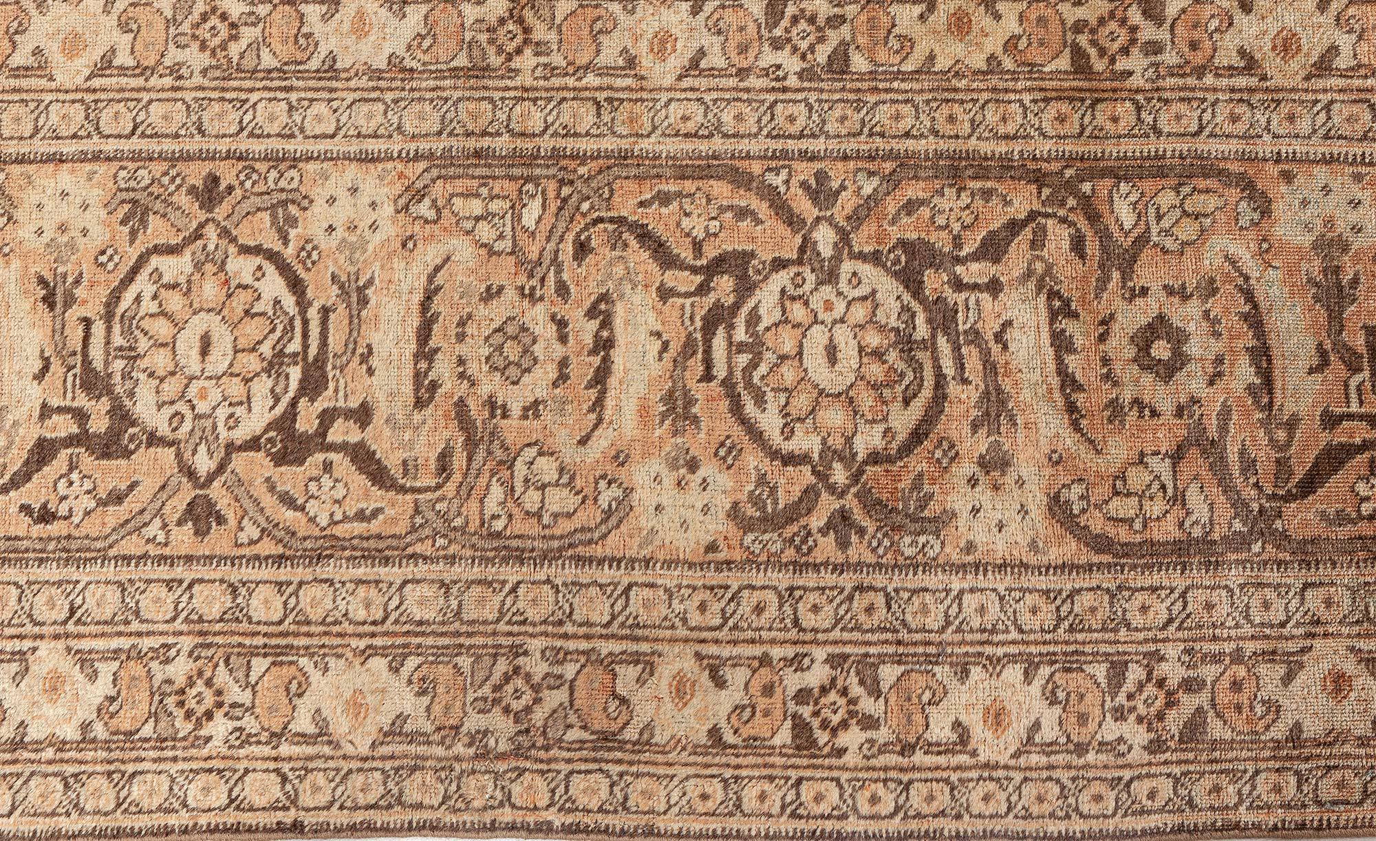 Doris Leslie Blau Tappeto persiano Tabriz autentico della fine del XIX secolo in vendita 1