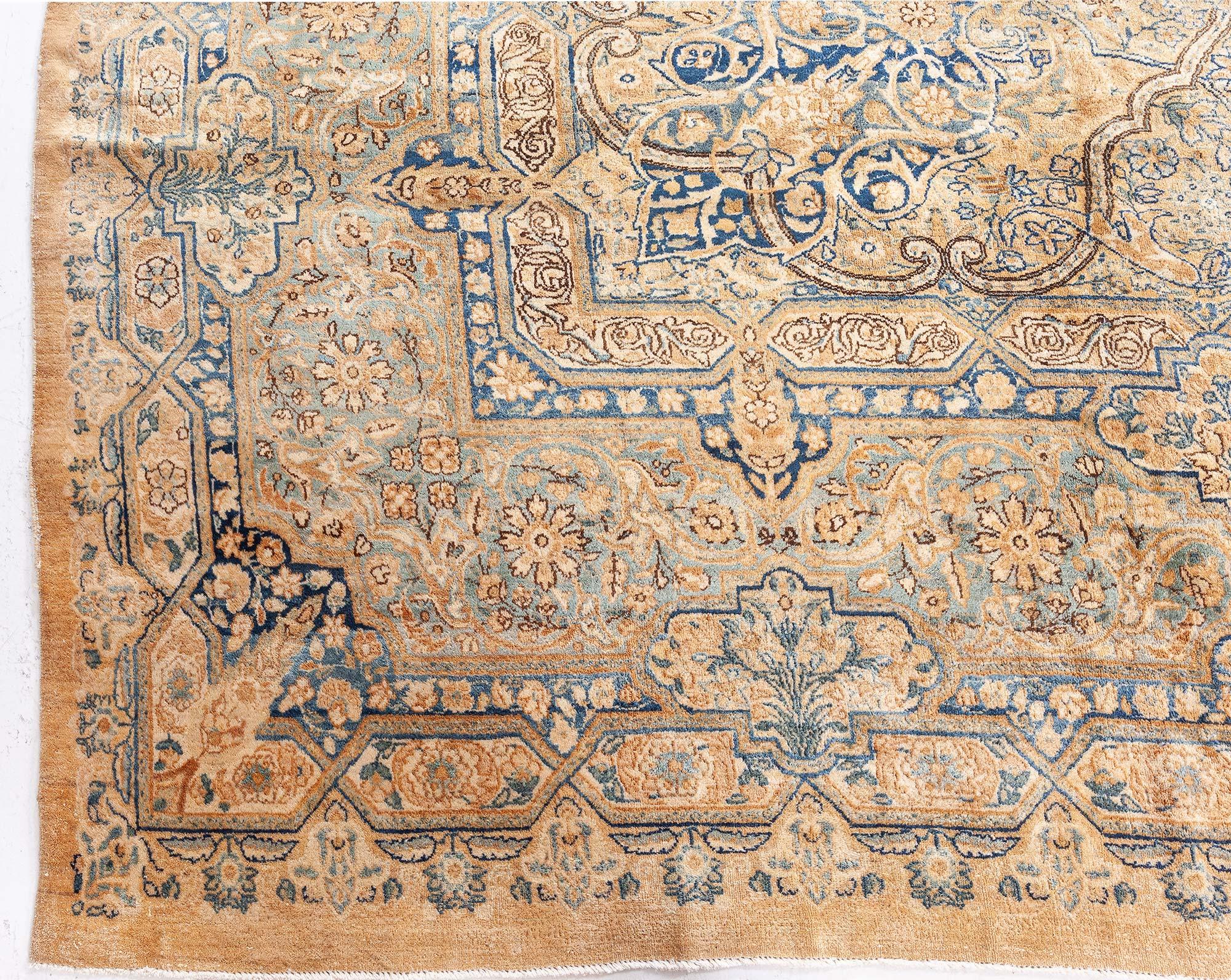 Doris Leslie Blauer authentischer persischer Kirman Handgefertigter Teppich aus Wolle im Angebot 1