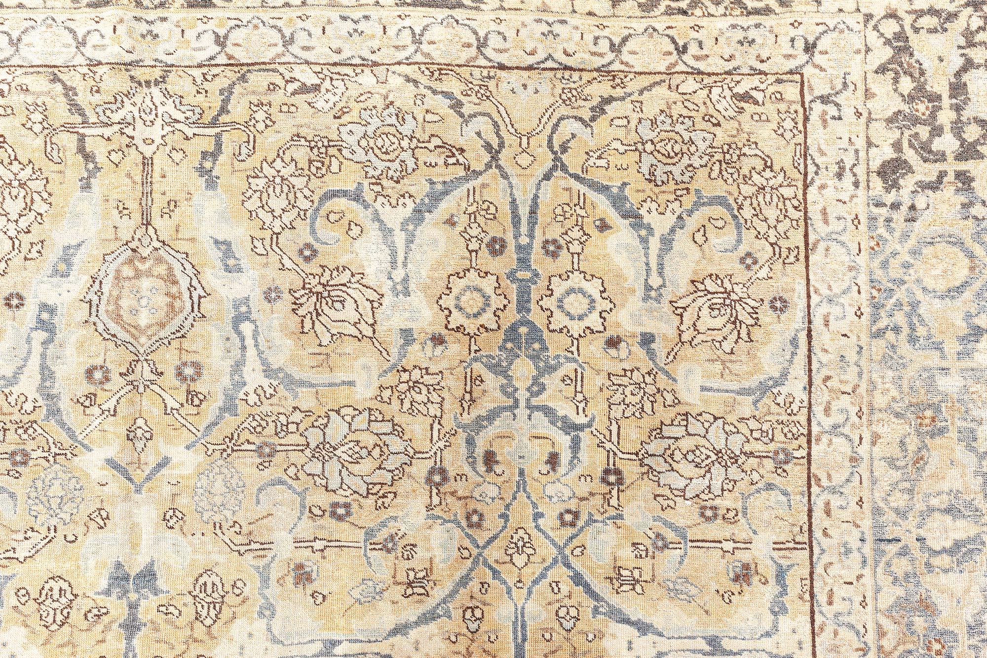 20ième siècle Tapis persan authentique Tabriz Botanic tissé à la main Doris Leslie Blau en vente