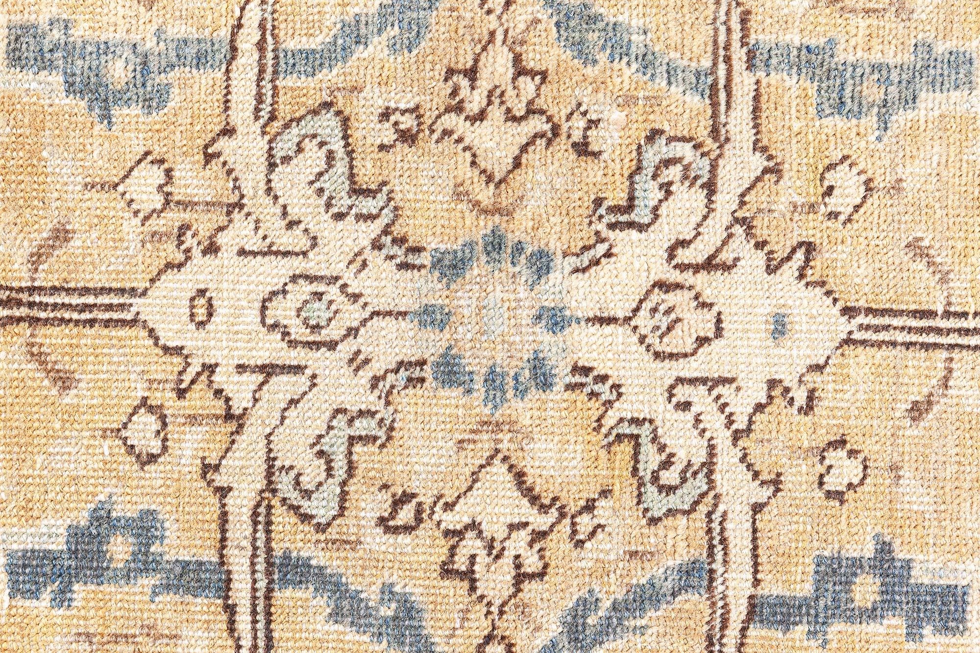 Doris Leslie Blau Tappeto autentico persiano Tabriz Botanic tessuto a mano in lana in vendita 1