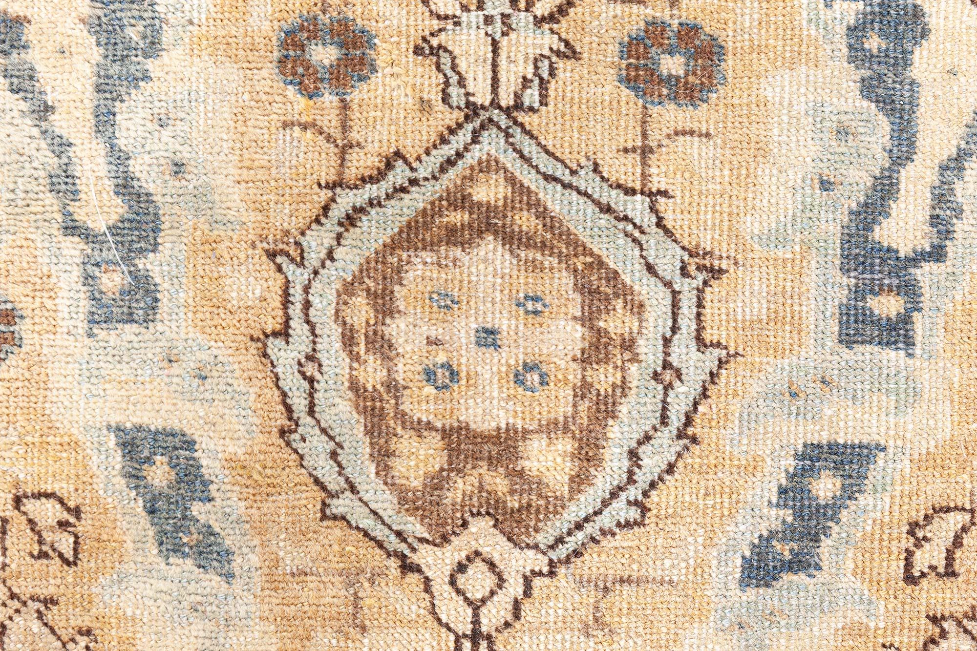 Tapis persan authentique Tabriz Botanic tissé à la main Doris Leslie Blau en vente 1