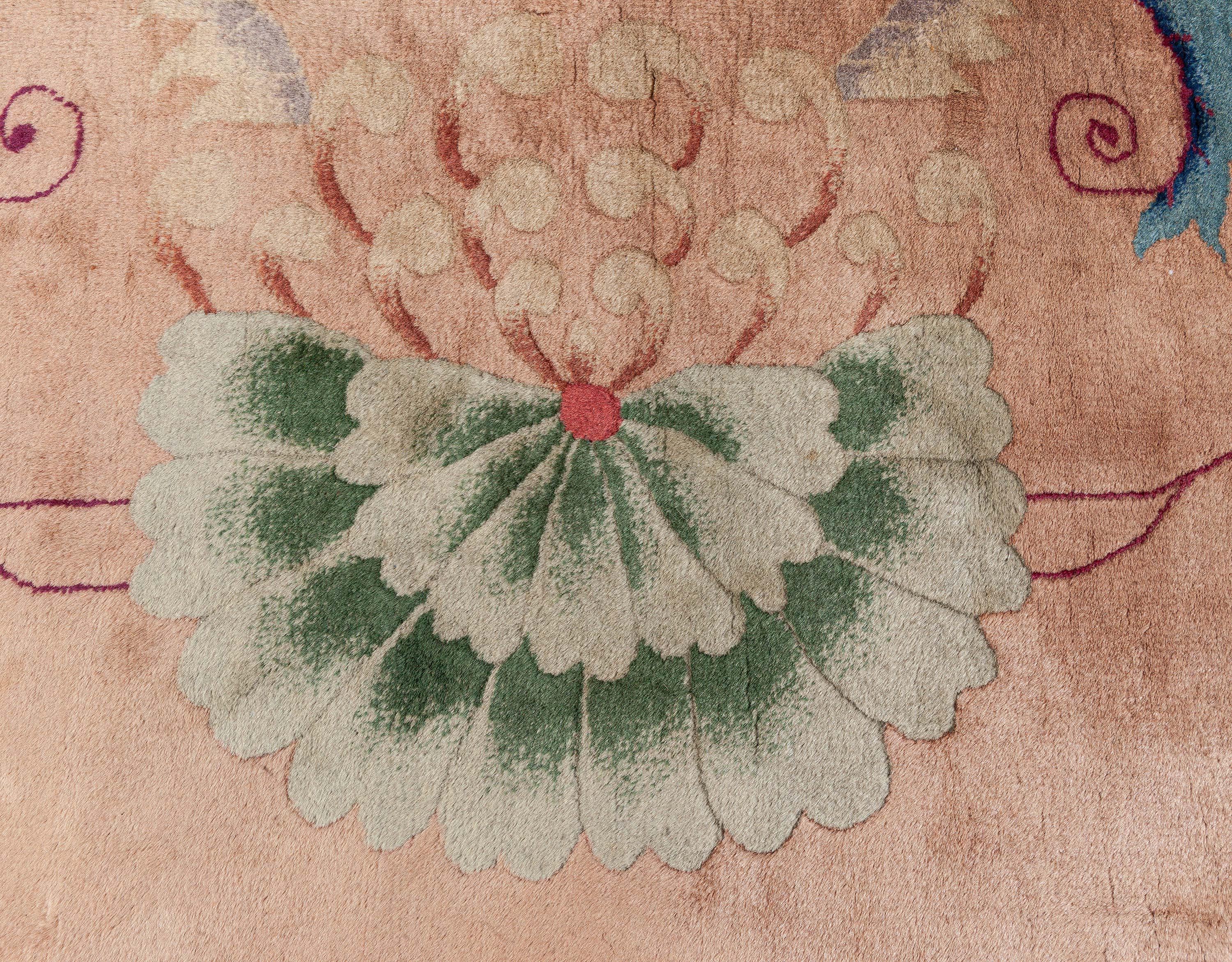 Laine Tapis chinois Art Déco fait main Doris Leslie Blau à motif de fleur de lotus en vente